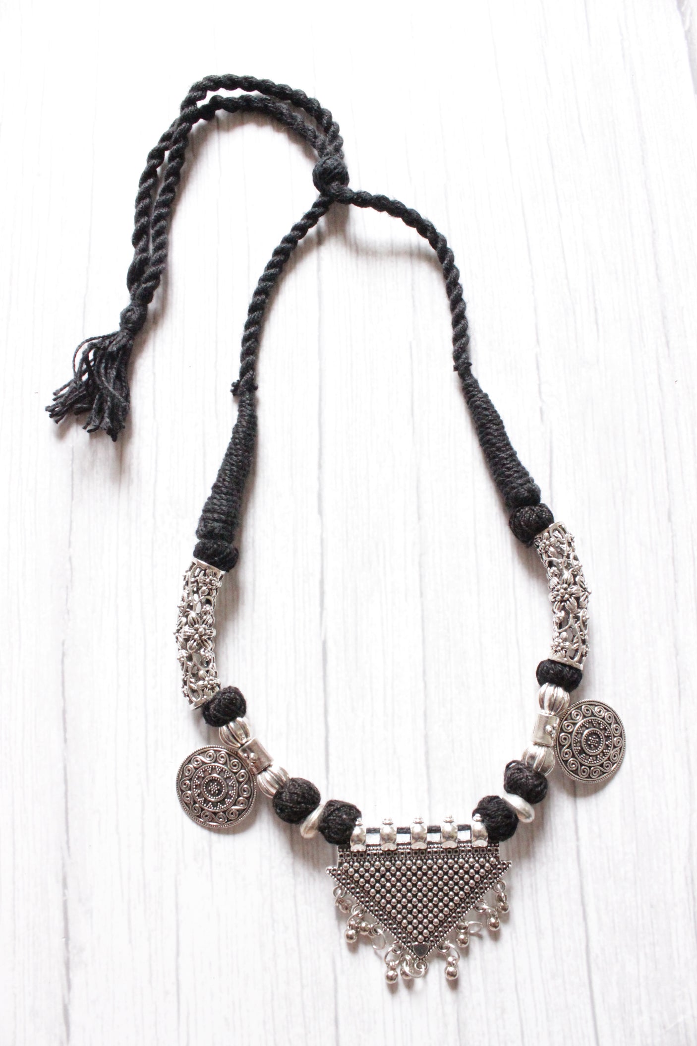 Braided Threads And Metal Pendant Half Hasli Choker Necklace Set