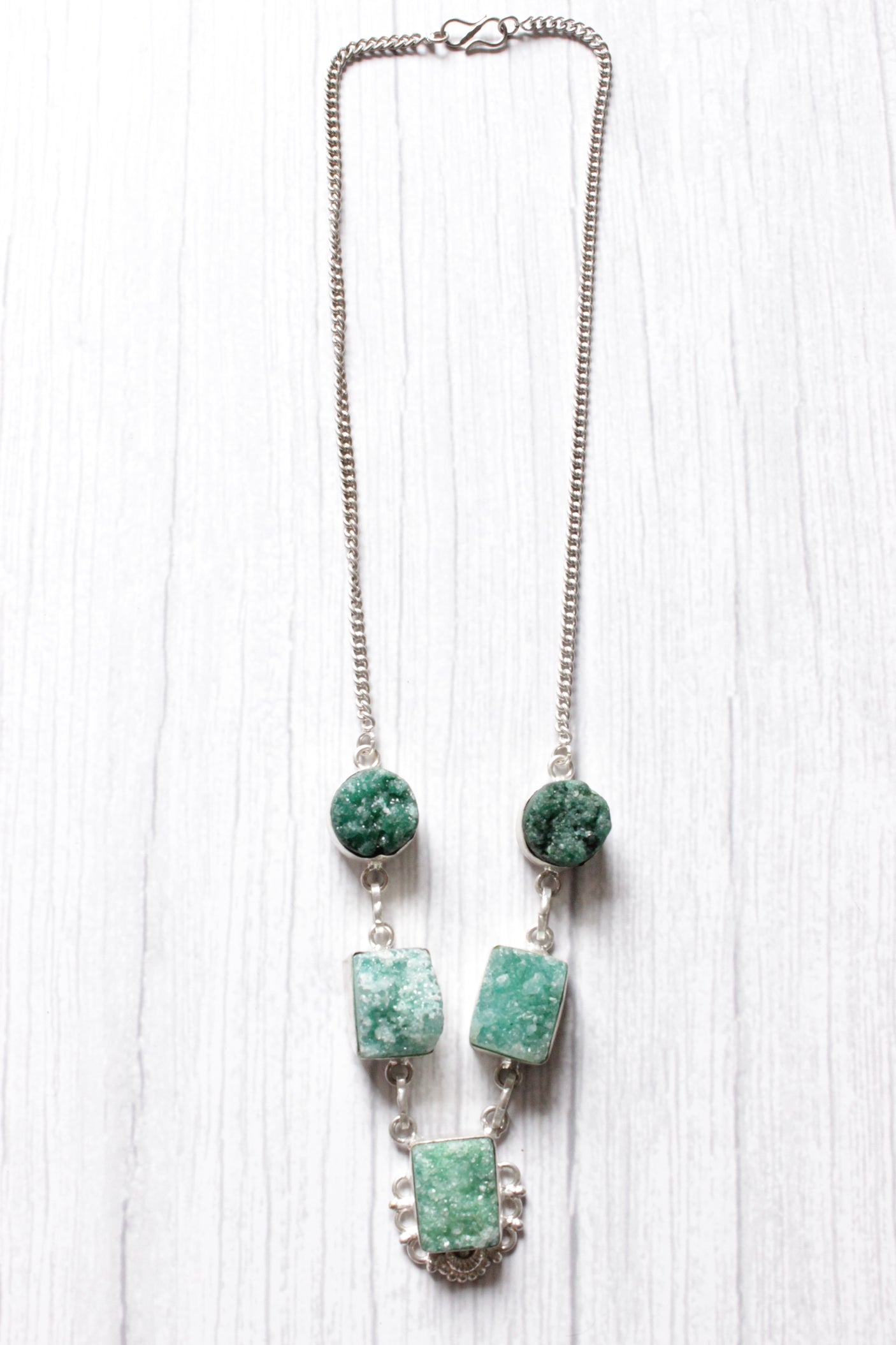 Silver Plated Green Crystal Druzy Natural Gemstone Embedded Necklace