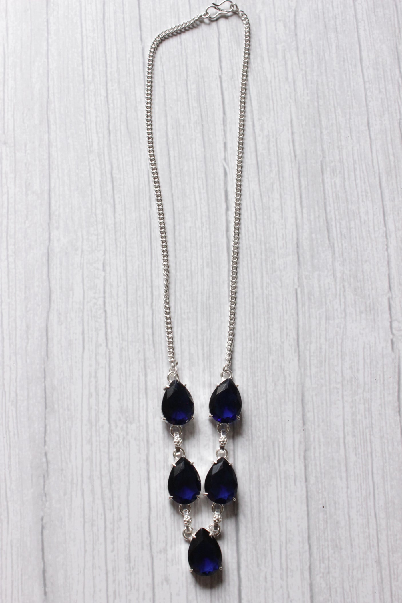 Tear Drop Prong Set Tanzanite Quartz Natural Gemstone Embedded Silver Plated Necklace