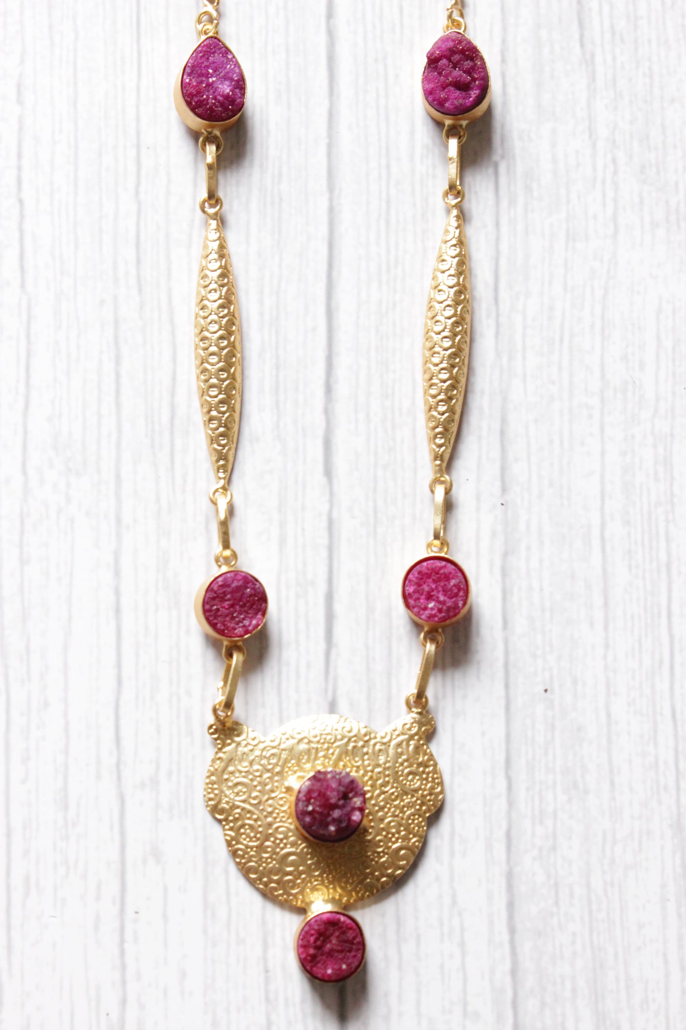 Pink Sugar Druzy Natural Gemstone Embedded Gold Plated FashionNecklace