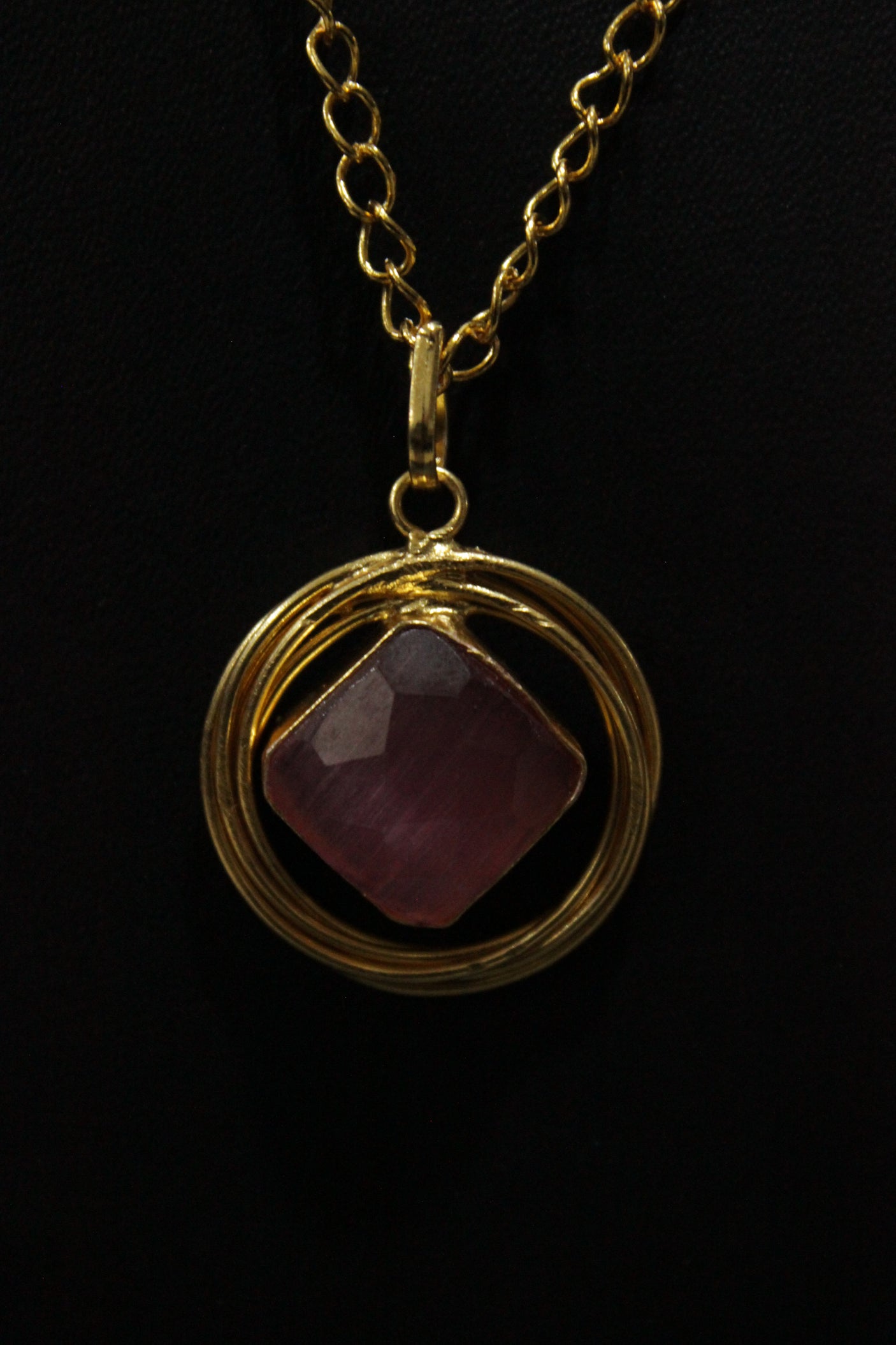 Soft Pink Raw Natural Gemstones Embedded Gold Finish Chain Necklace Set