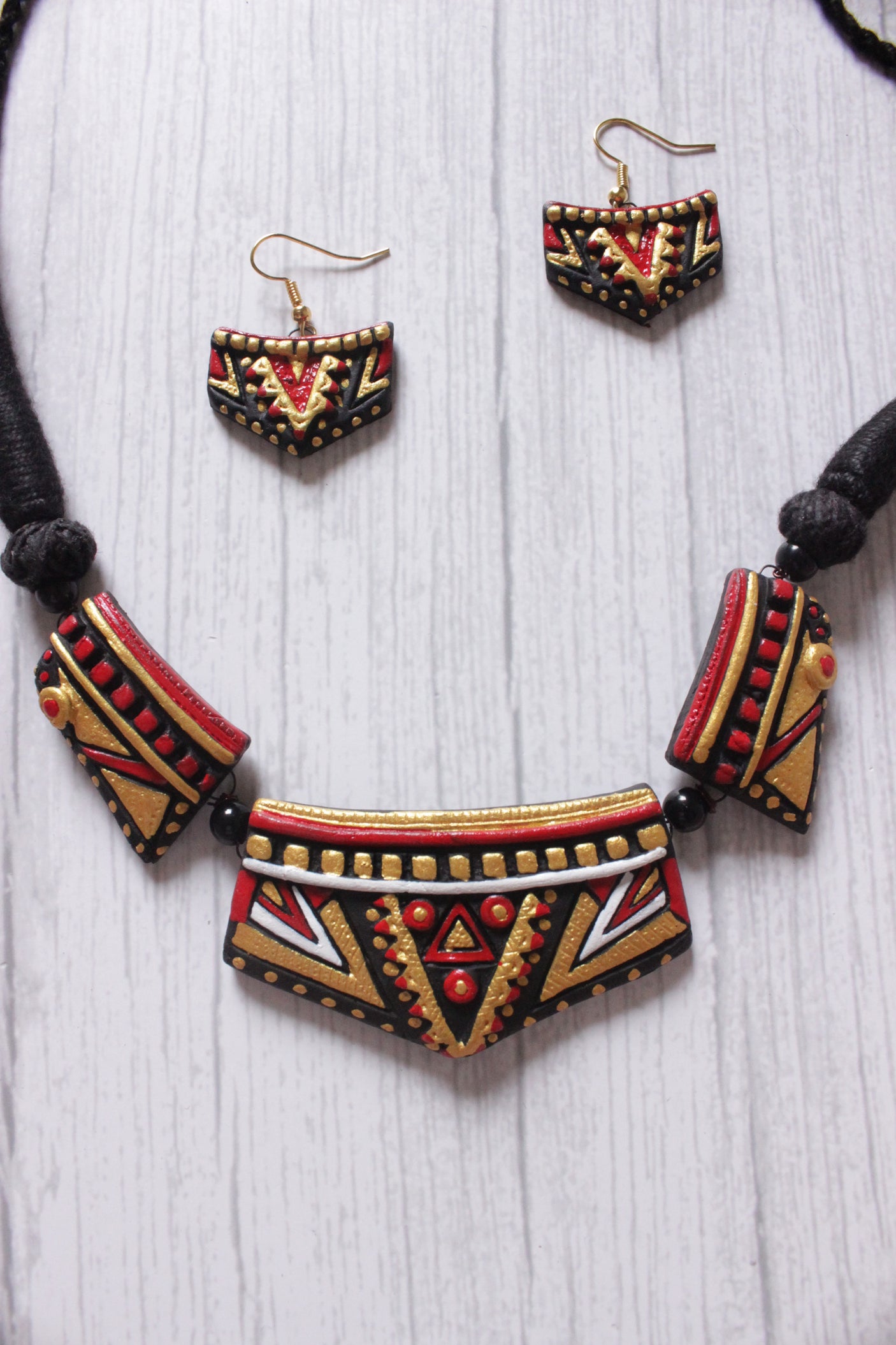 Elegant Black & Golden Handcrafted Terracotta Clay Necklace Set with Thread Closure