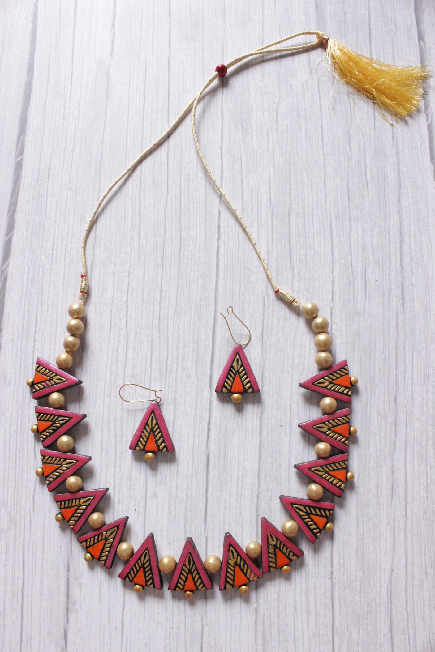 Vibrant Multi-Color Handcrafted Terracotta Clay Necklace Set with Thread Closure