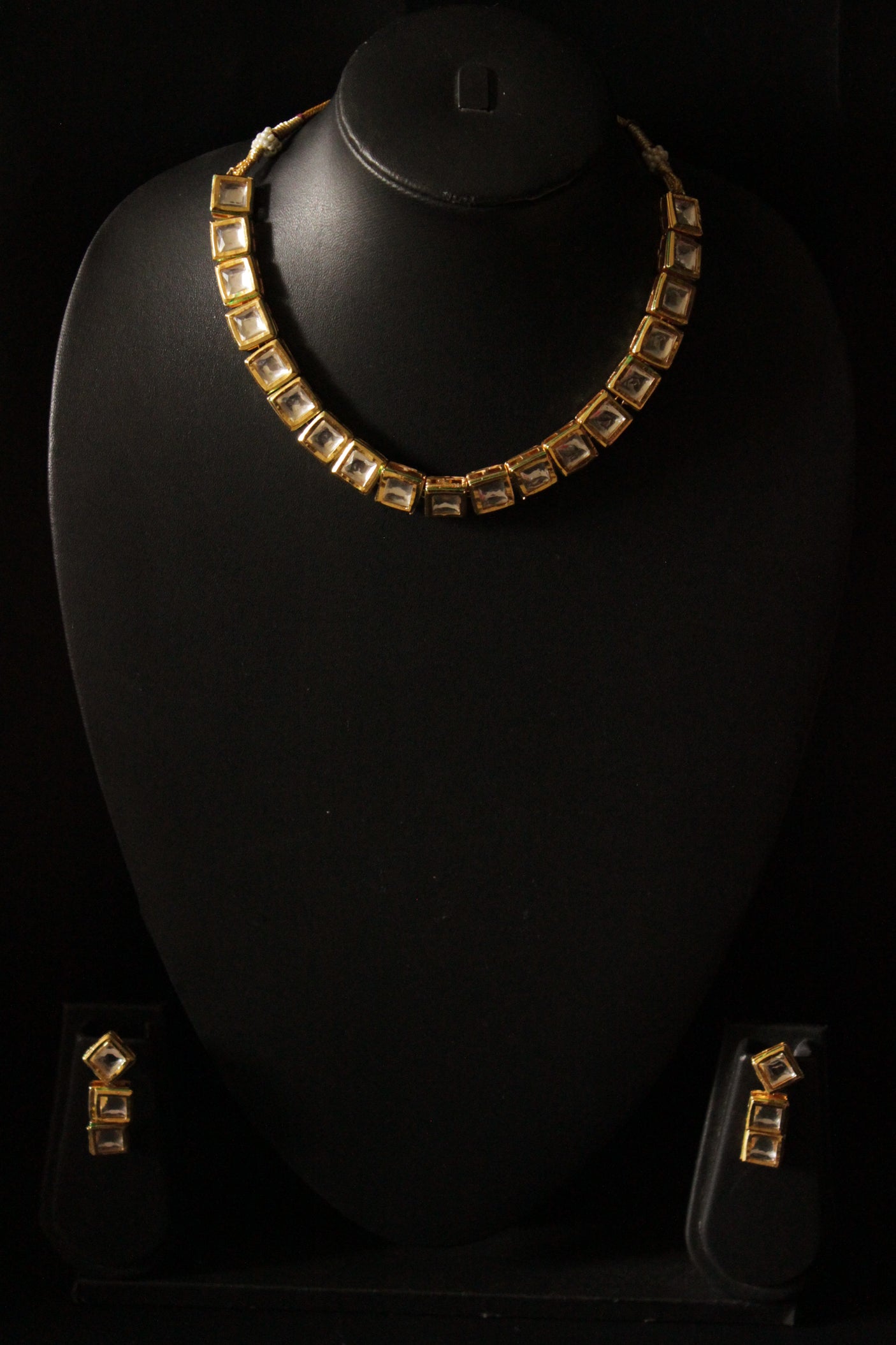Gold Finish Kundan Stones Embedded Necklace Set