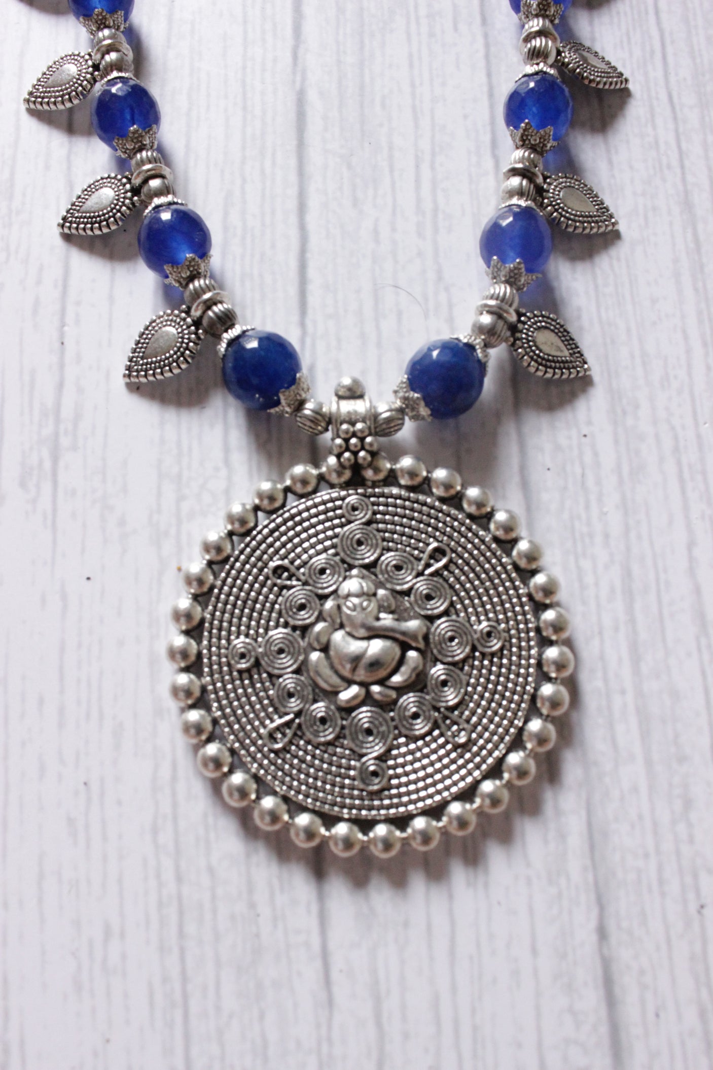 Silver Finish Statement Ganesha Metal Pendant Jade Beads Necklace Set