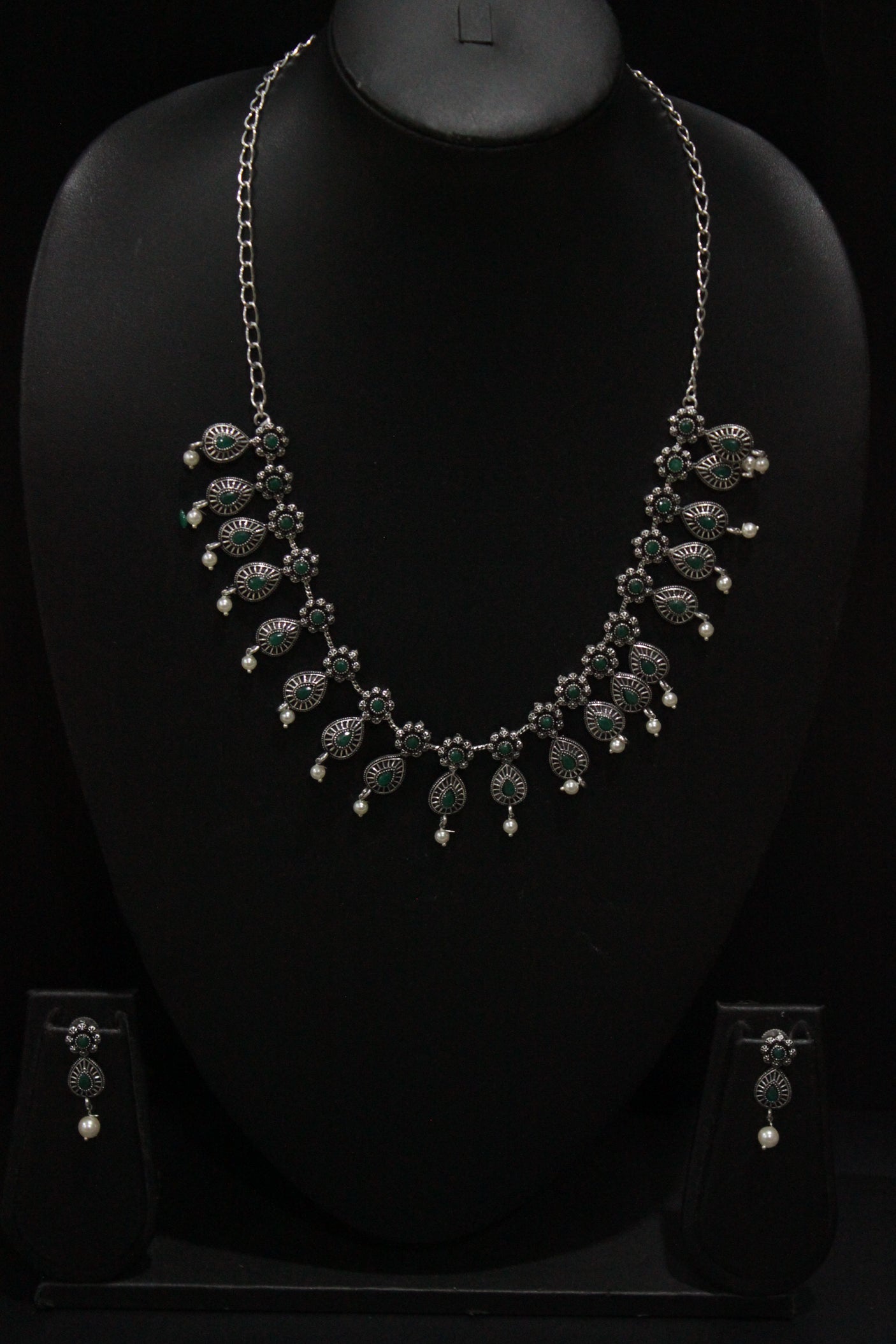 Green Stones Embedded Oxidised Silver Finish Chain Necklace Set