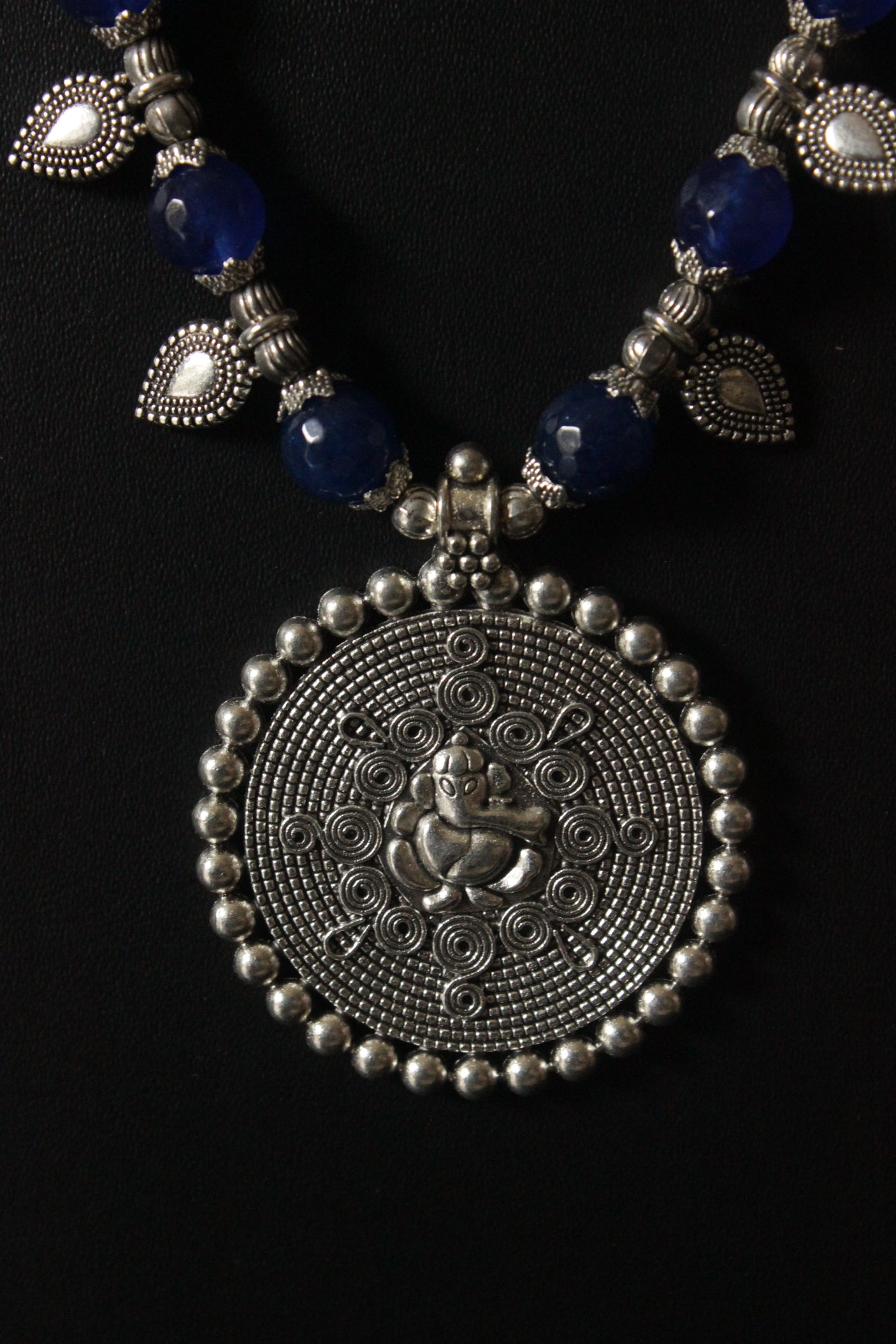 Silver Finish Statement Ganesha Metal Pendant Jade Beads Necklace Set