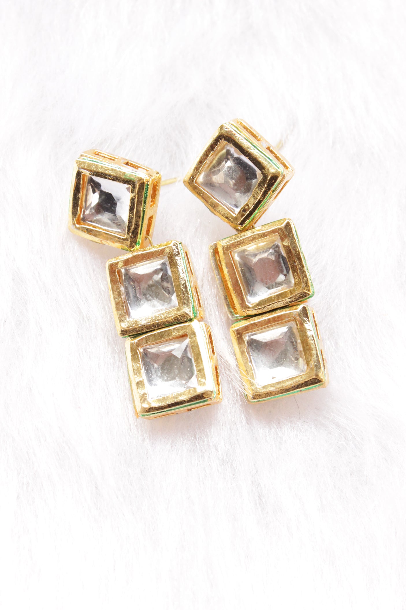 Gold Finish Kundan Stones Embedded Necklace Set