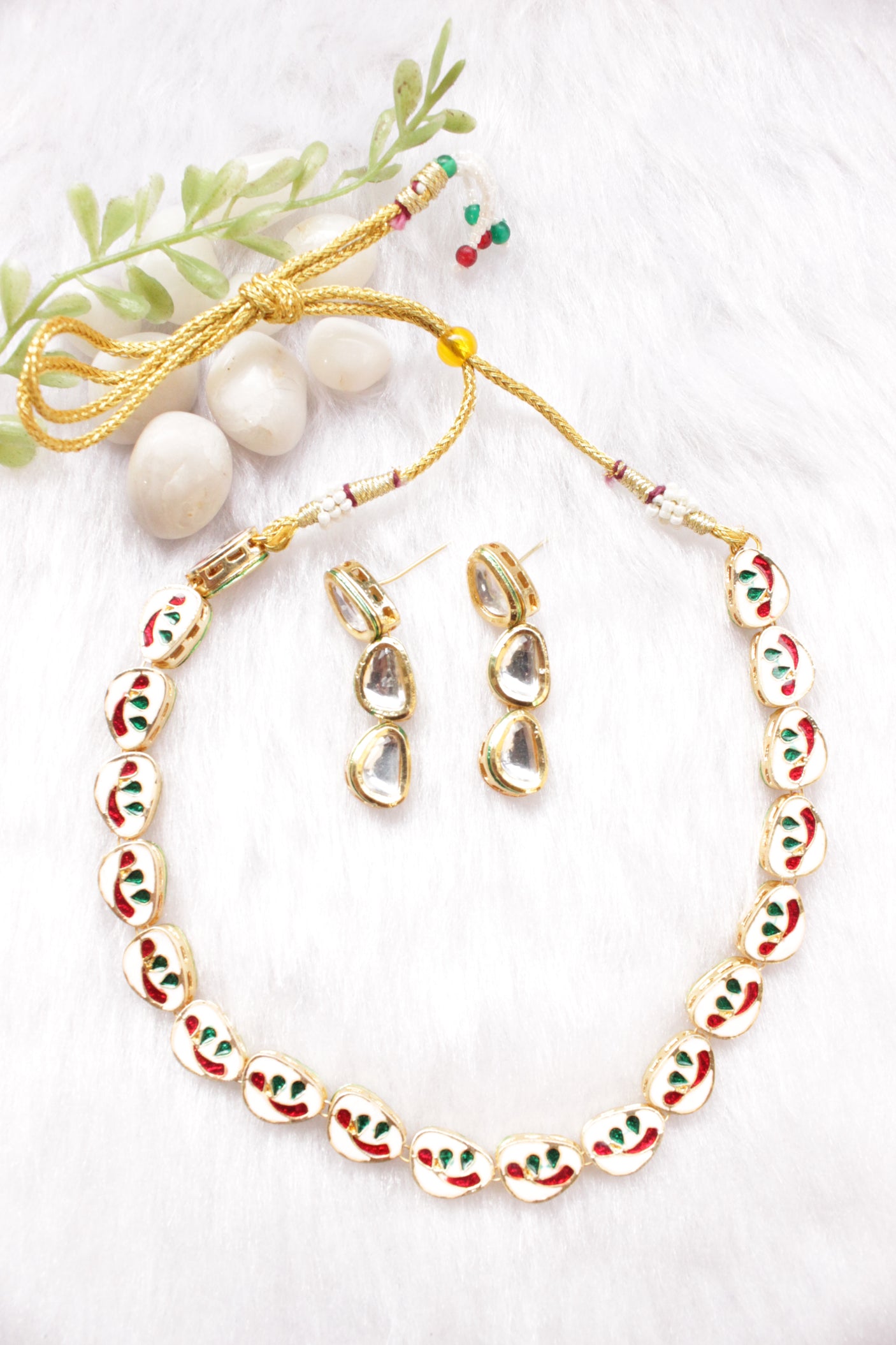 Tear Drop Shaped Kundan Stones Embedded Gold Finish Necklace Set