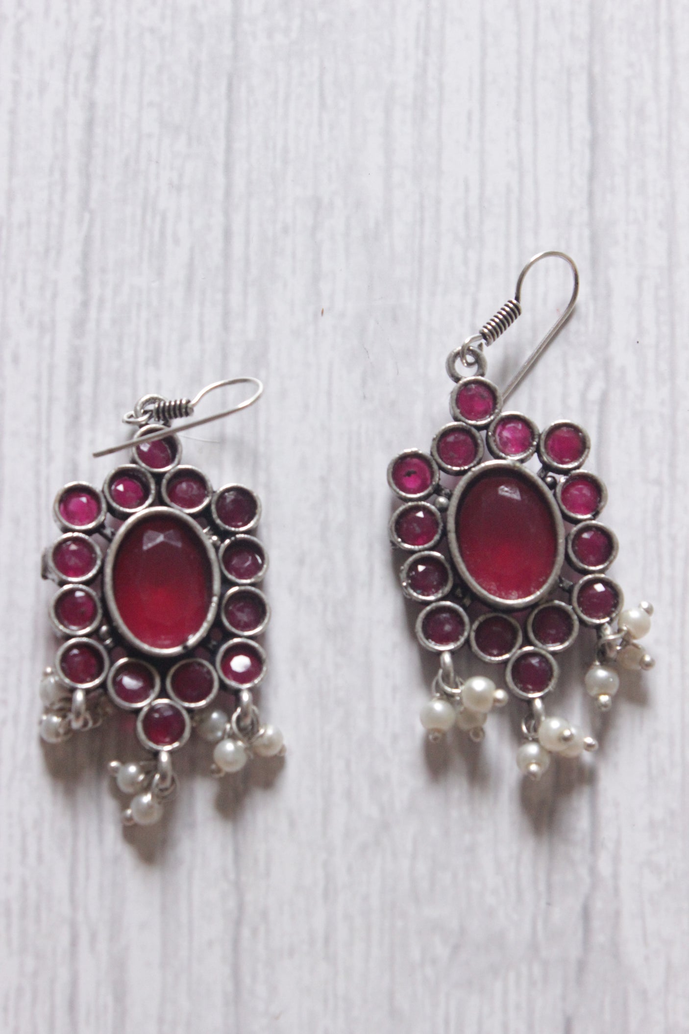 Pink Stones Embedded Thread Closure Choker Necklace Set