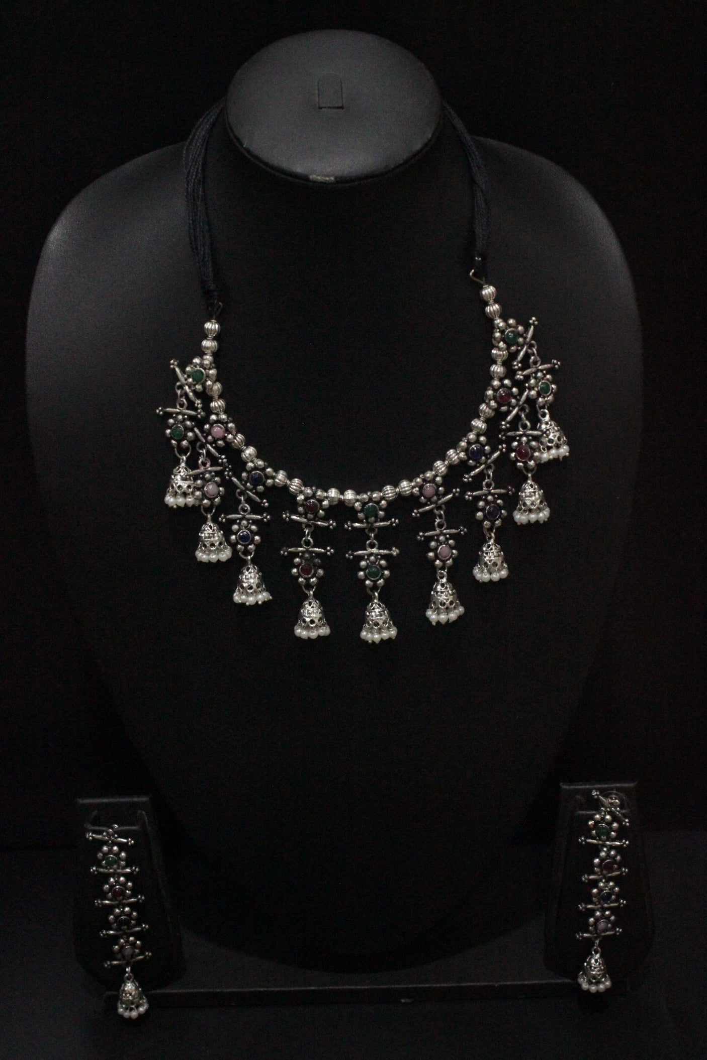 Multi-Color Stones Embedded Thread Closure Necklace Set with Long Dangler Earrings