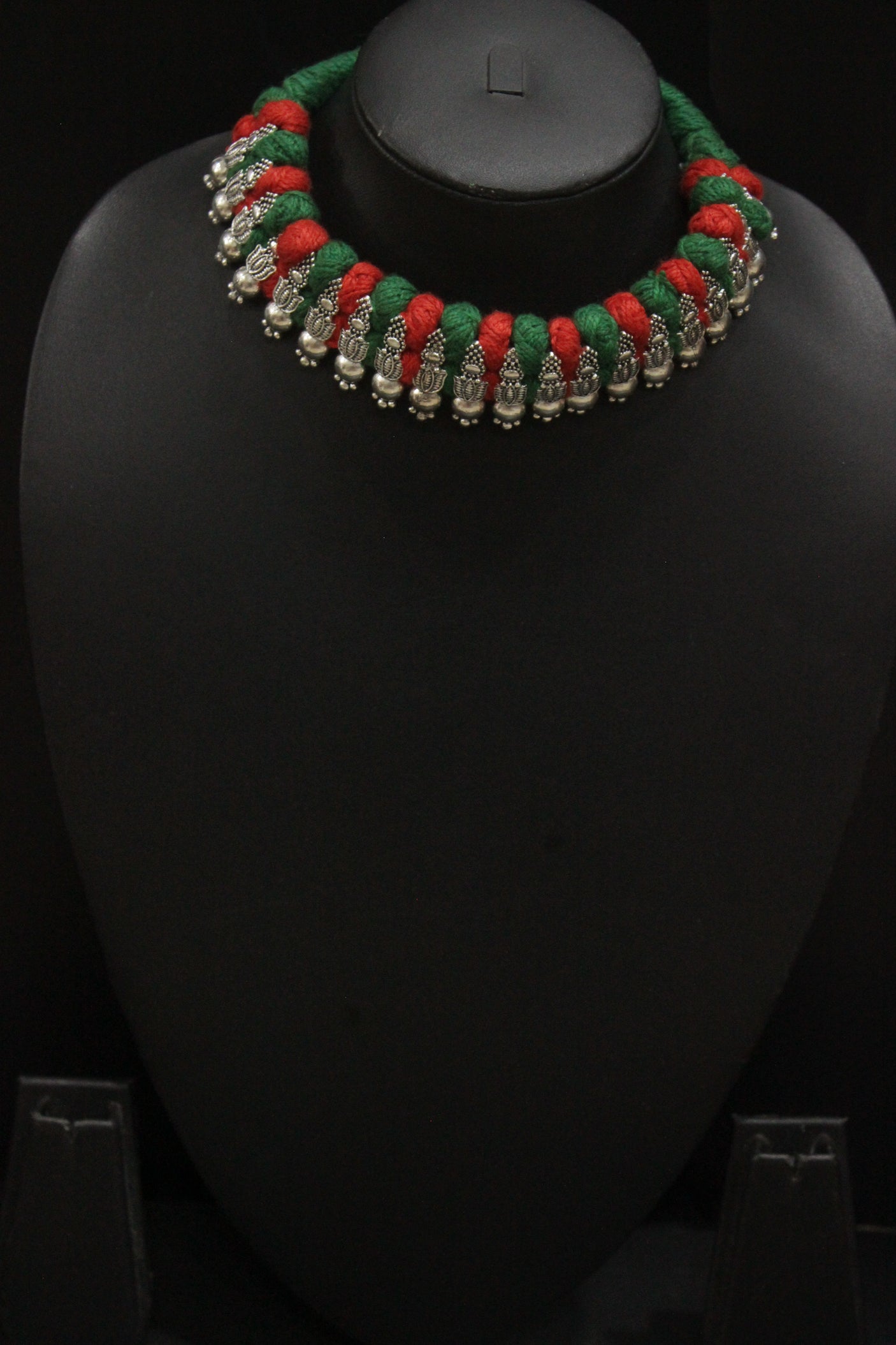Red & Green Braided Fabric Threads with Lotus Metal Charms Choker Necklace