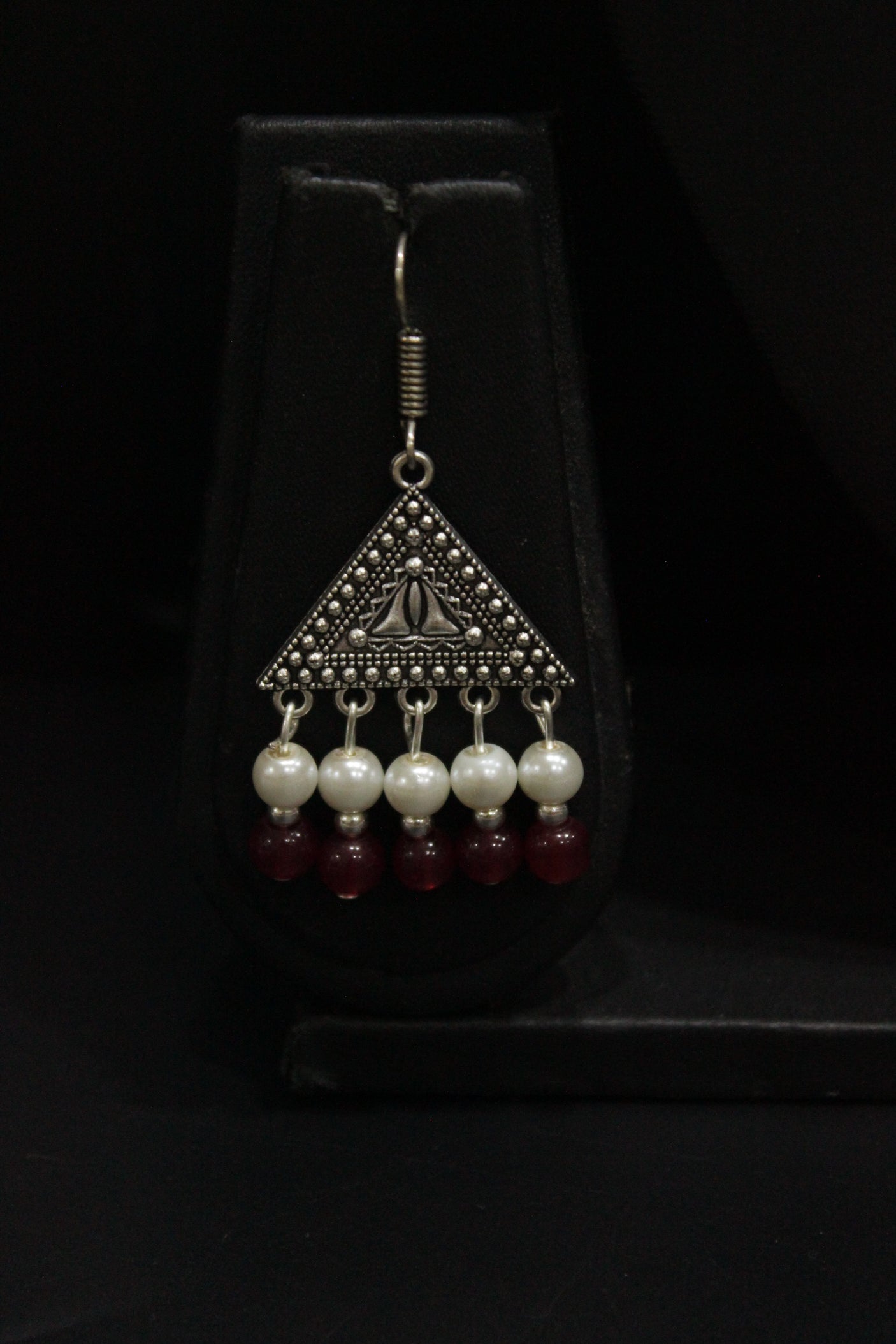 Red & White Glass Beads 5 Layer Versatile Necklace Set with Metal Accents