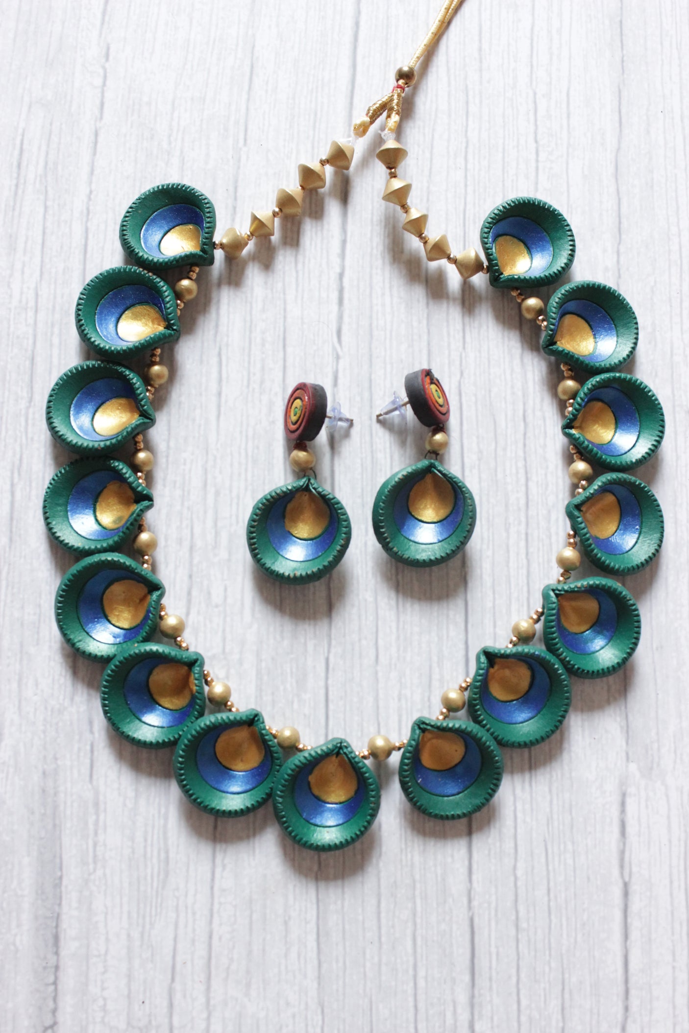 Handcrafted Peacock Feathers Motif Terracotta Clay Necklace Set