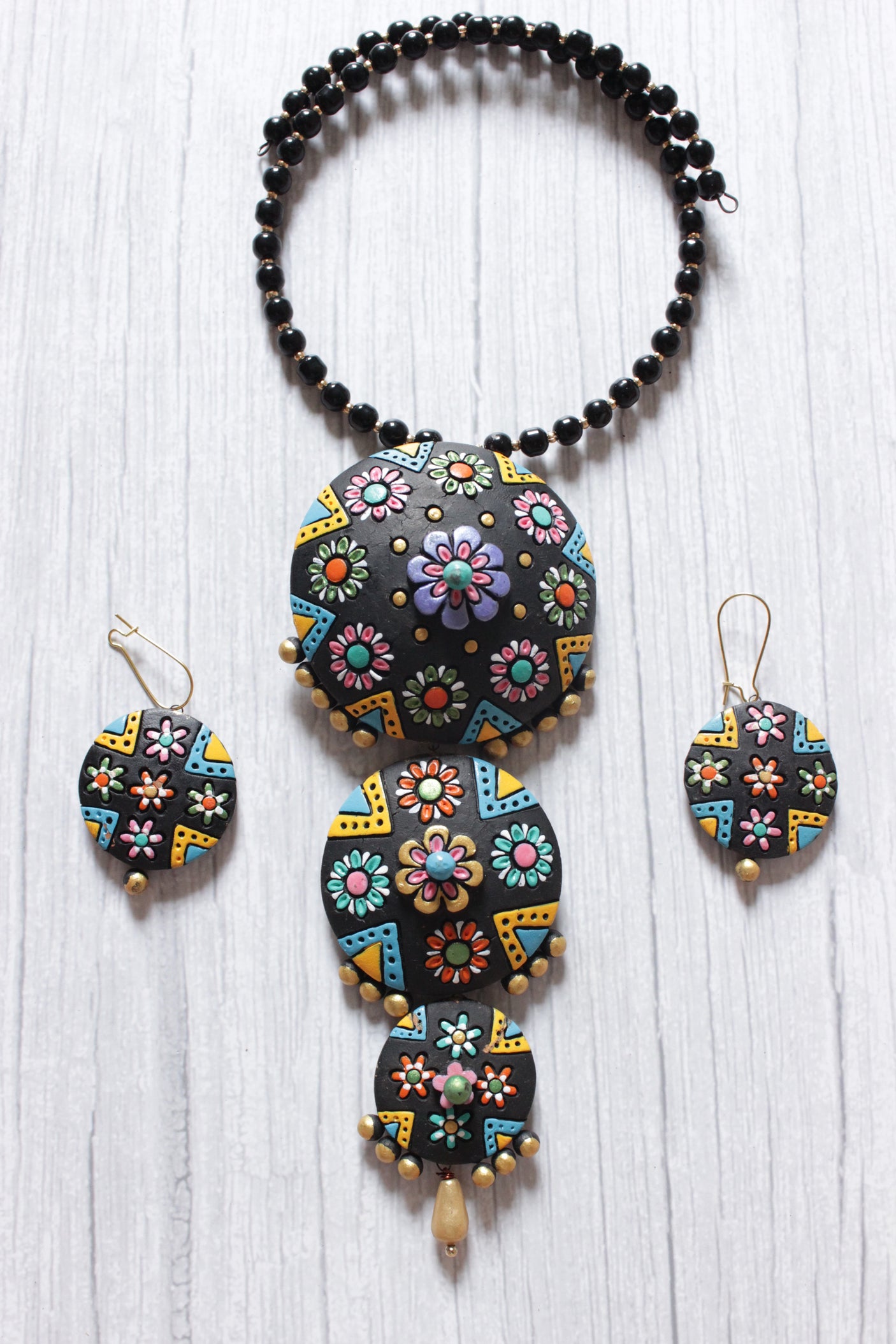 3 Layer Pendant Terracotta Clay Choker Necklace Set