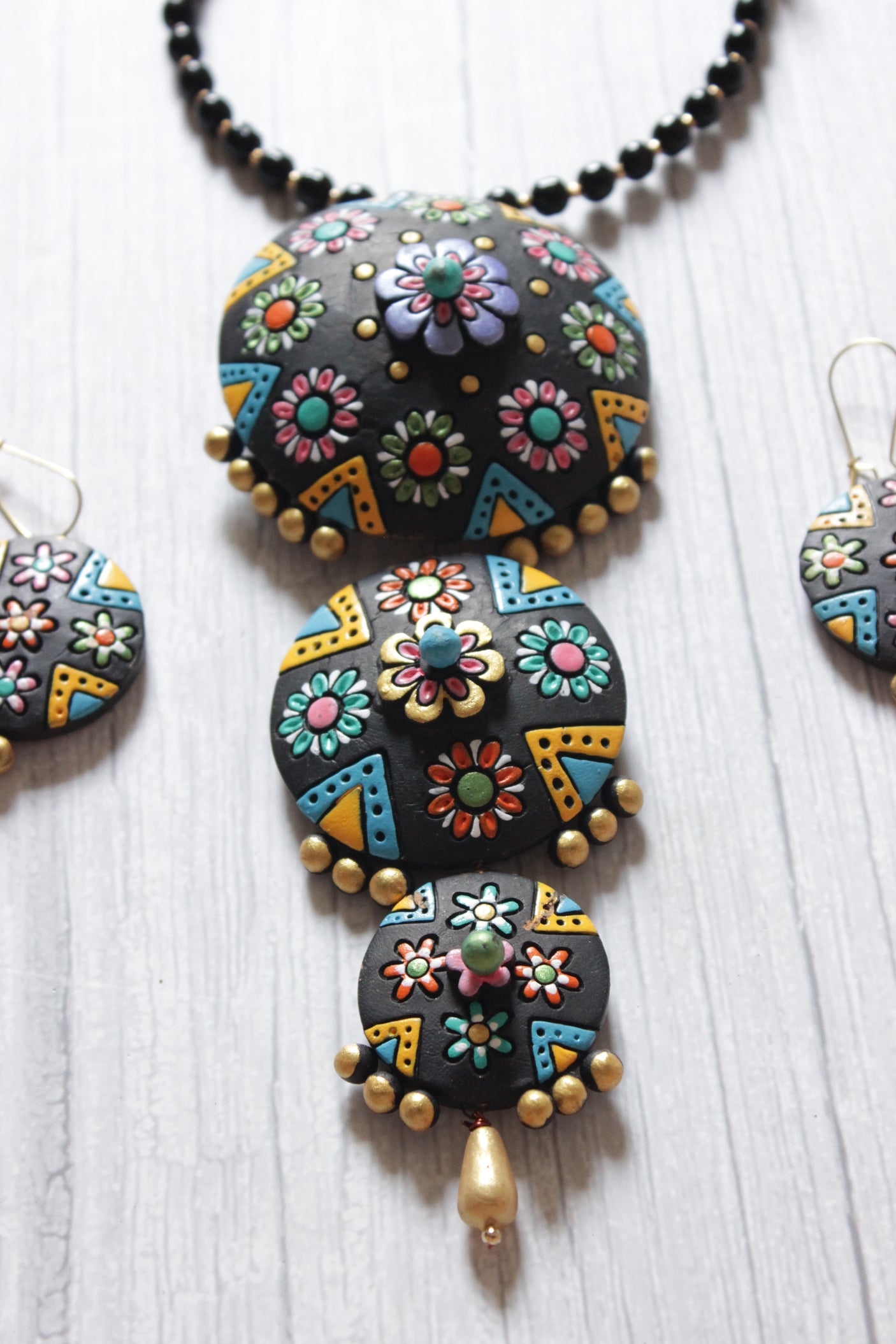 3 Layer Pendant Terracotta Clay Choker Necklace Set