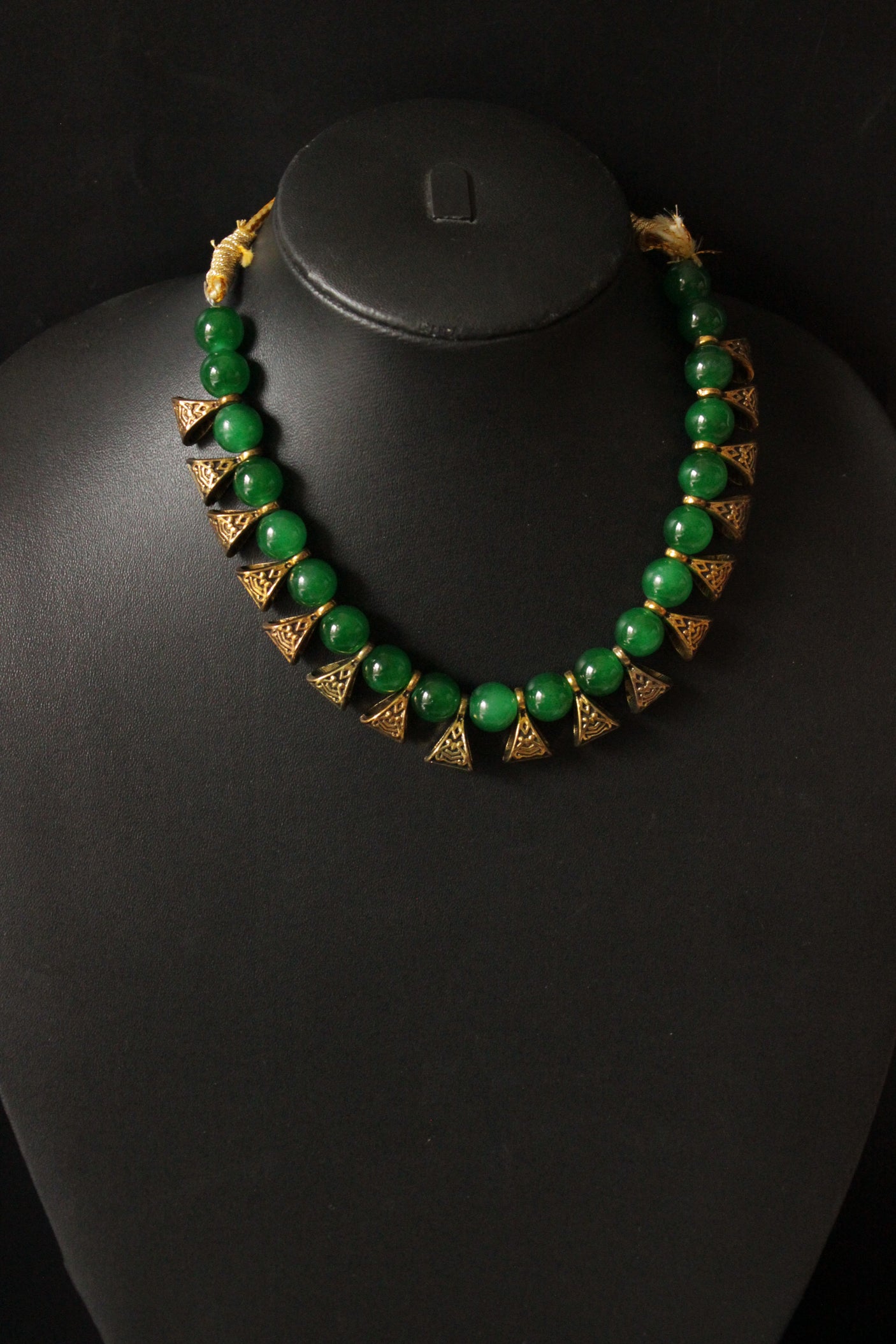 Gold-Toned Green Glass Beads Choker Necklace Set