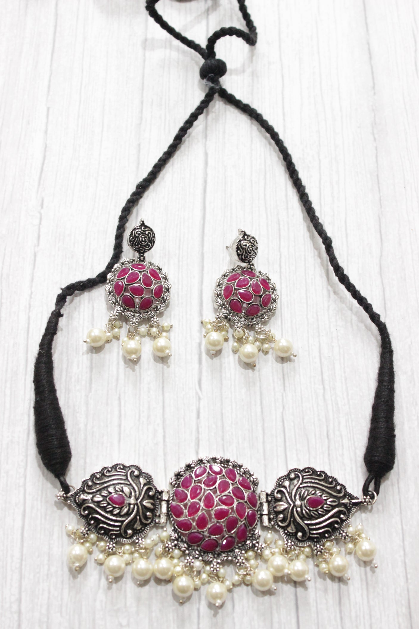 Vibrant Festive Choker Necklace Set with Fuchsia Glass Beads and Thread Closure