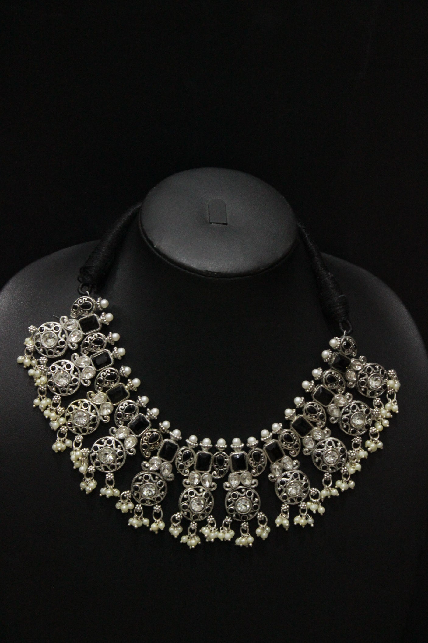 Black Rhinestones Embedded Elegant Choker Necklace Set