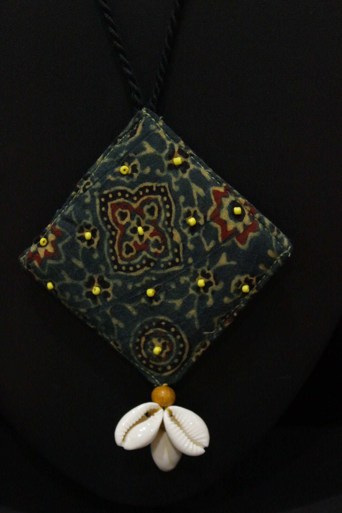Elegant Handcrafted Ajrakh Fabric Necklace Embellished with Shells