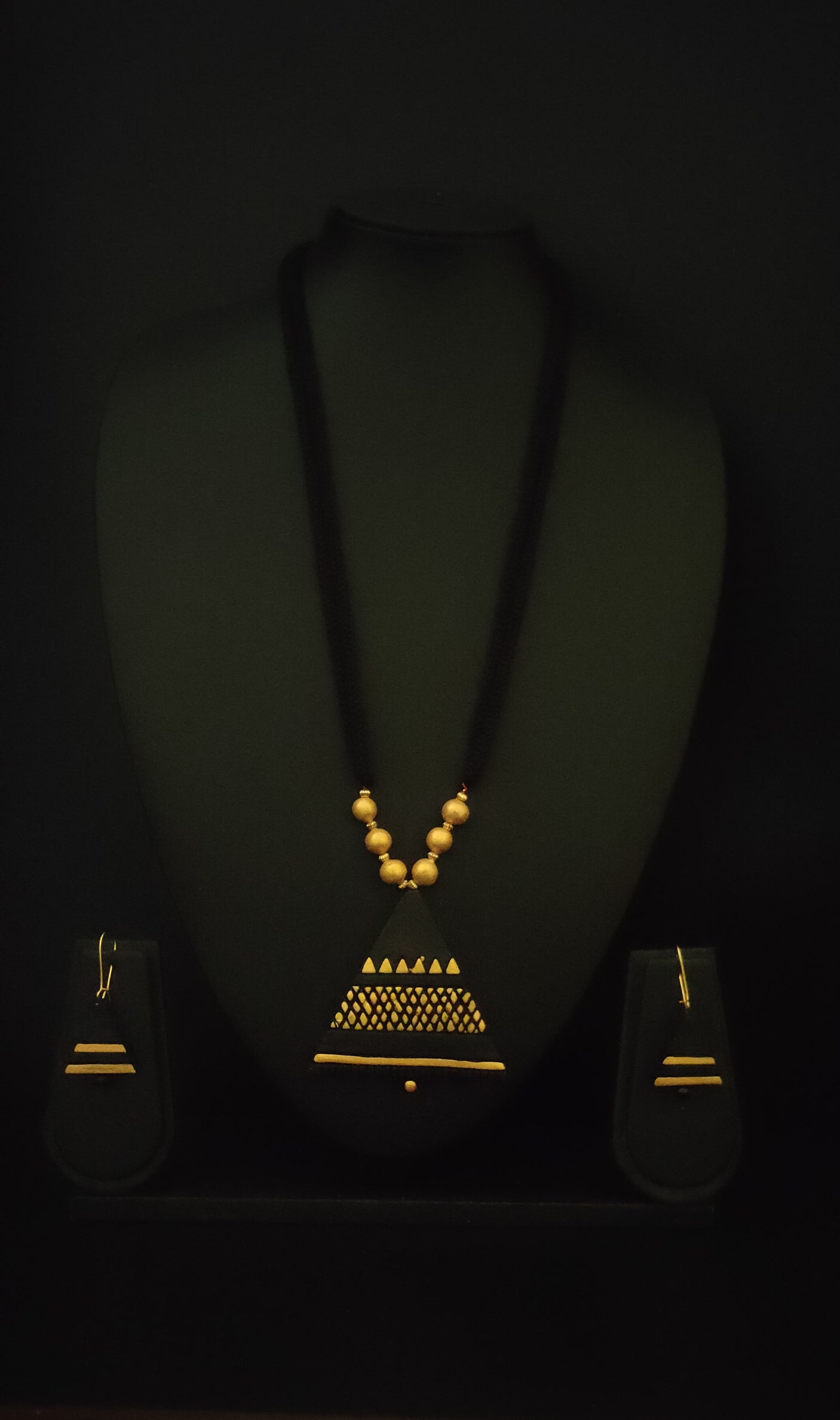 Triangular Terracotta Necklace Set