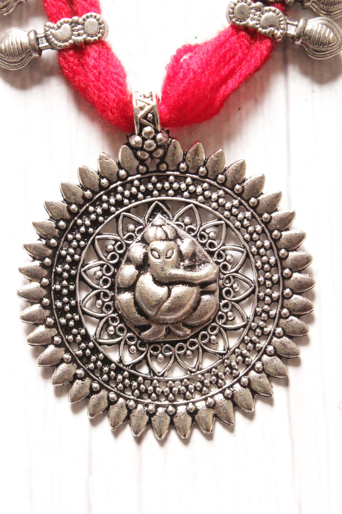 Ganesha Pendant Handcrafted Red Threads Silver Finish Necklace Set