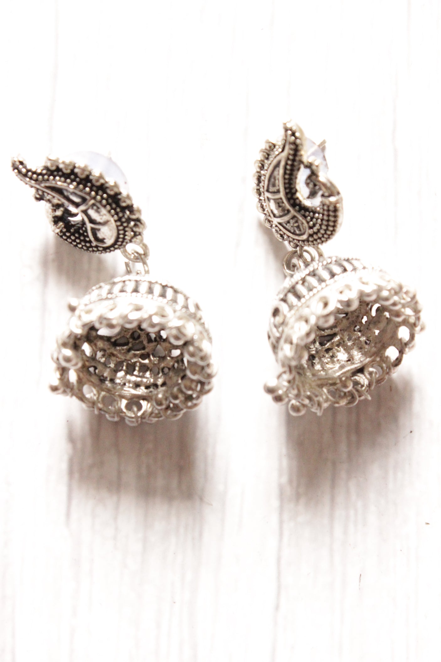 Ganesha Pendant Handcrafted Red Threads Silver Finish Necklace Set