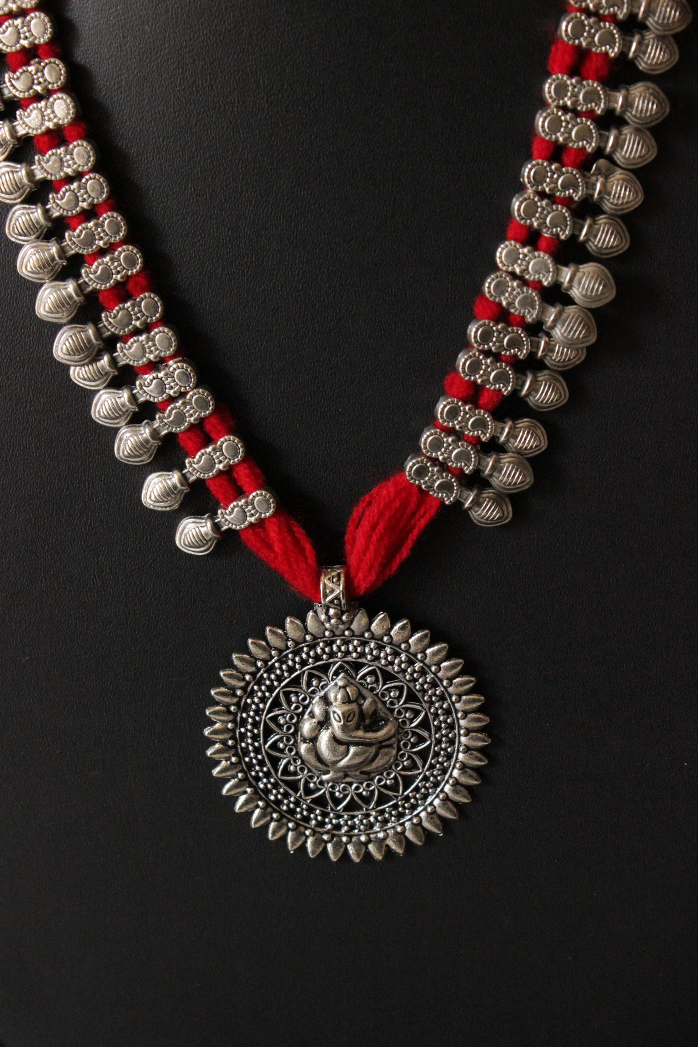 Ganesha Pendant Handcrafted Red Threads Silver Finish Necklace Set
