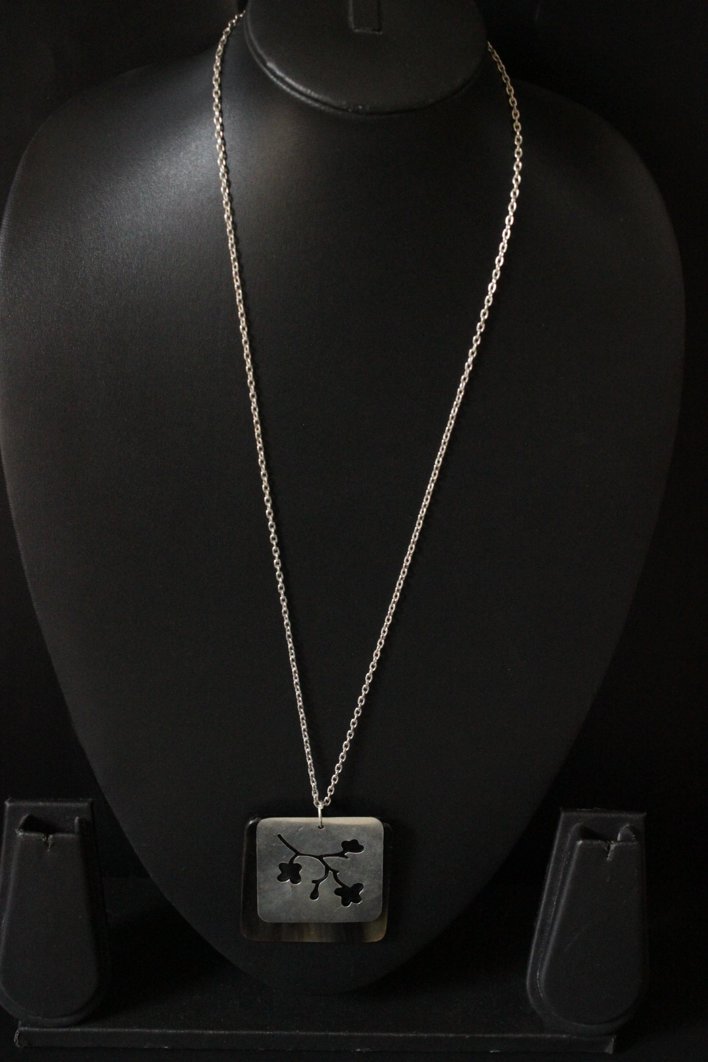 Flower Inscribed Pendant Long Chain Metal Necklace