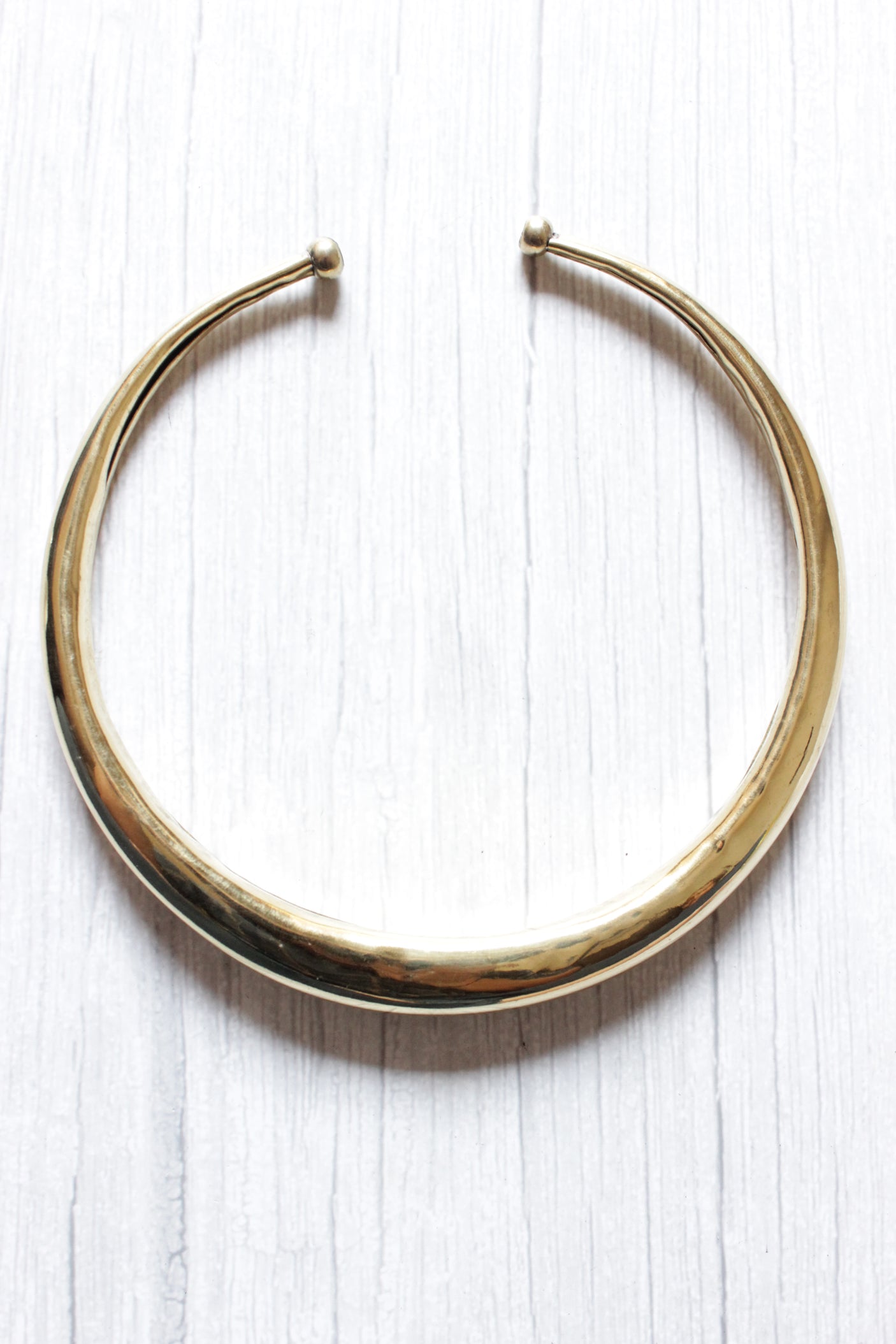 Smooth Finish Hasli Style Brass Choker Necklace
