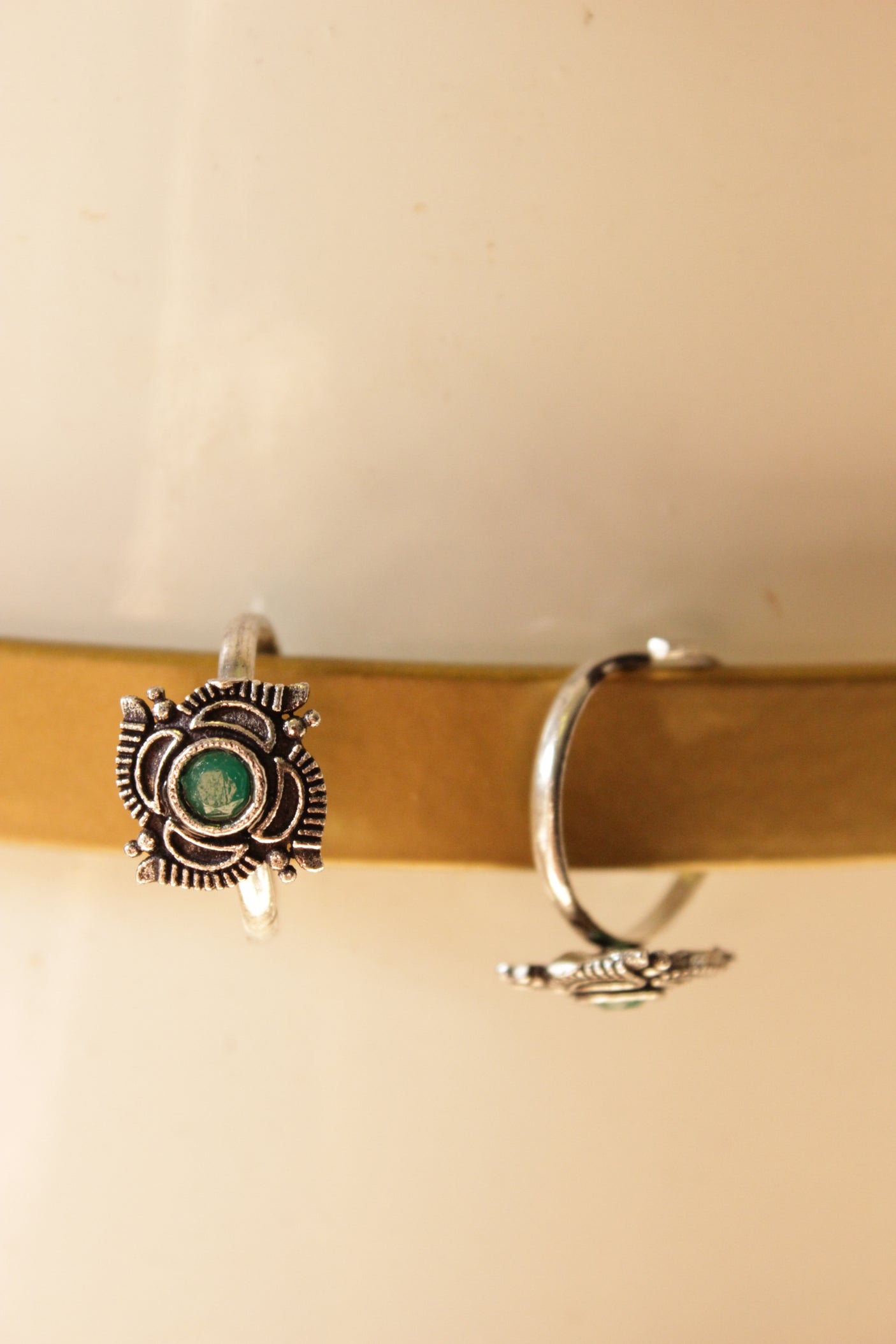 Oxidised Finish Flower Motif Stone Embedded Set of 2 Toe Rings