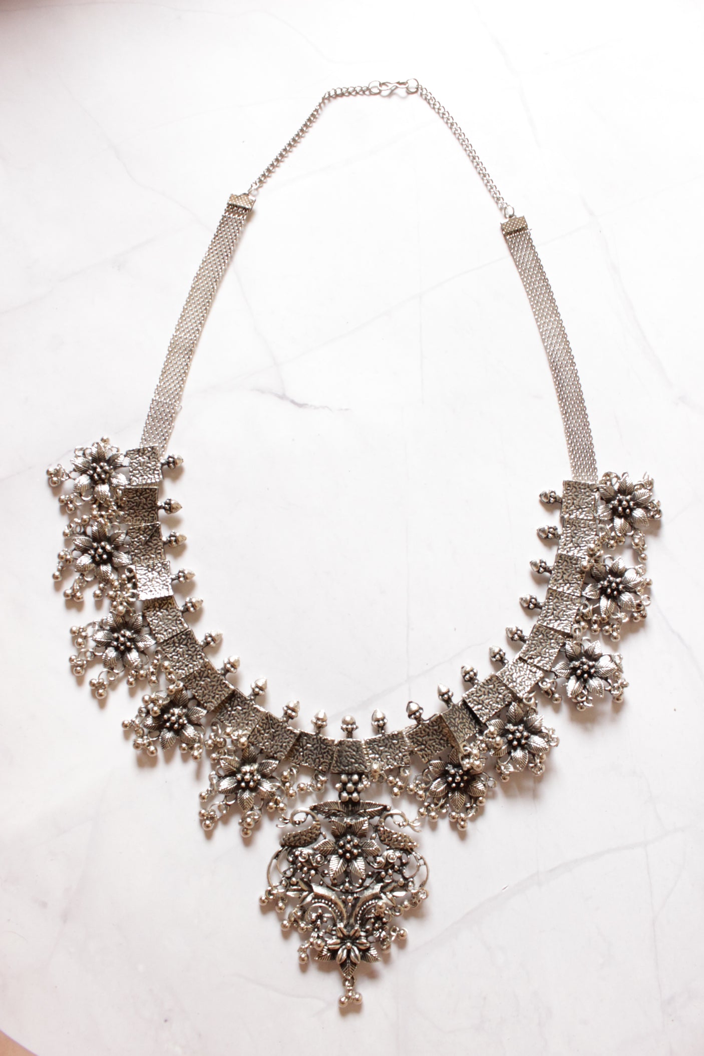 Flower Motifs Silver Finish Statement Necklace Set