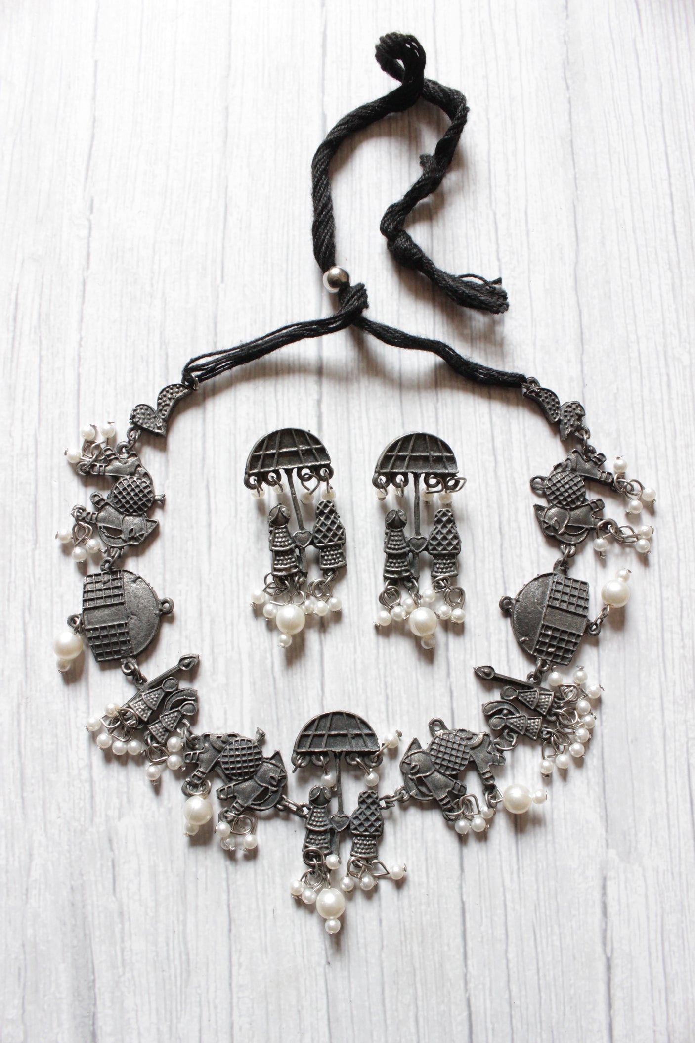 Bridal Palki Motif Oxidised Finish Choker Necklace Set