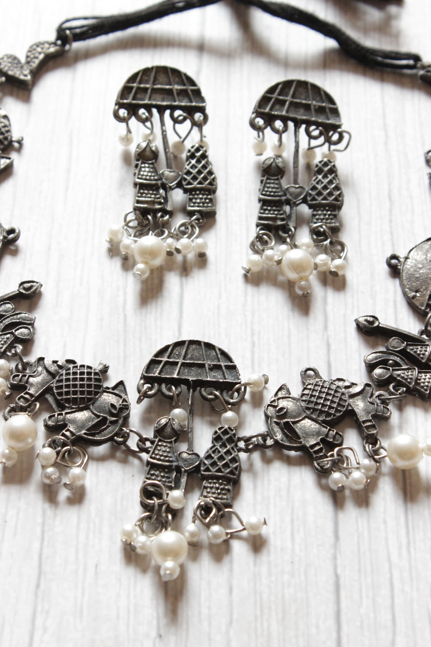 Bridal Palki Motif Oxidised Finish Choker Necklace Set