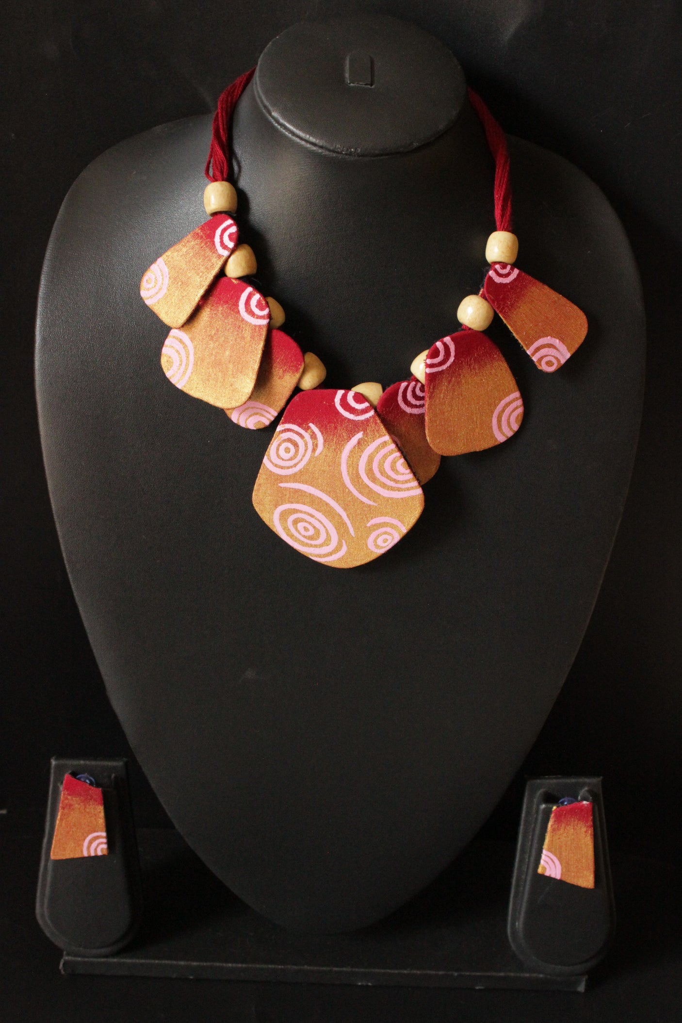 Handmade Fabric and Wooden Beads Necklace Set