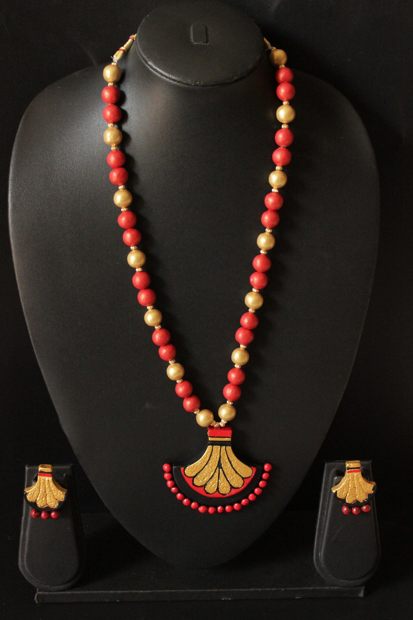 Handcrafted Red and Golden Beads Terracotta Clay Necklace Set