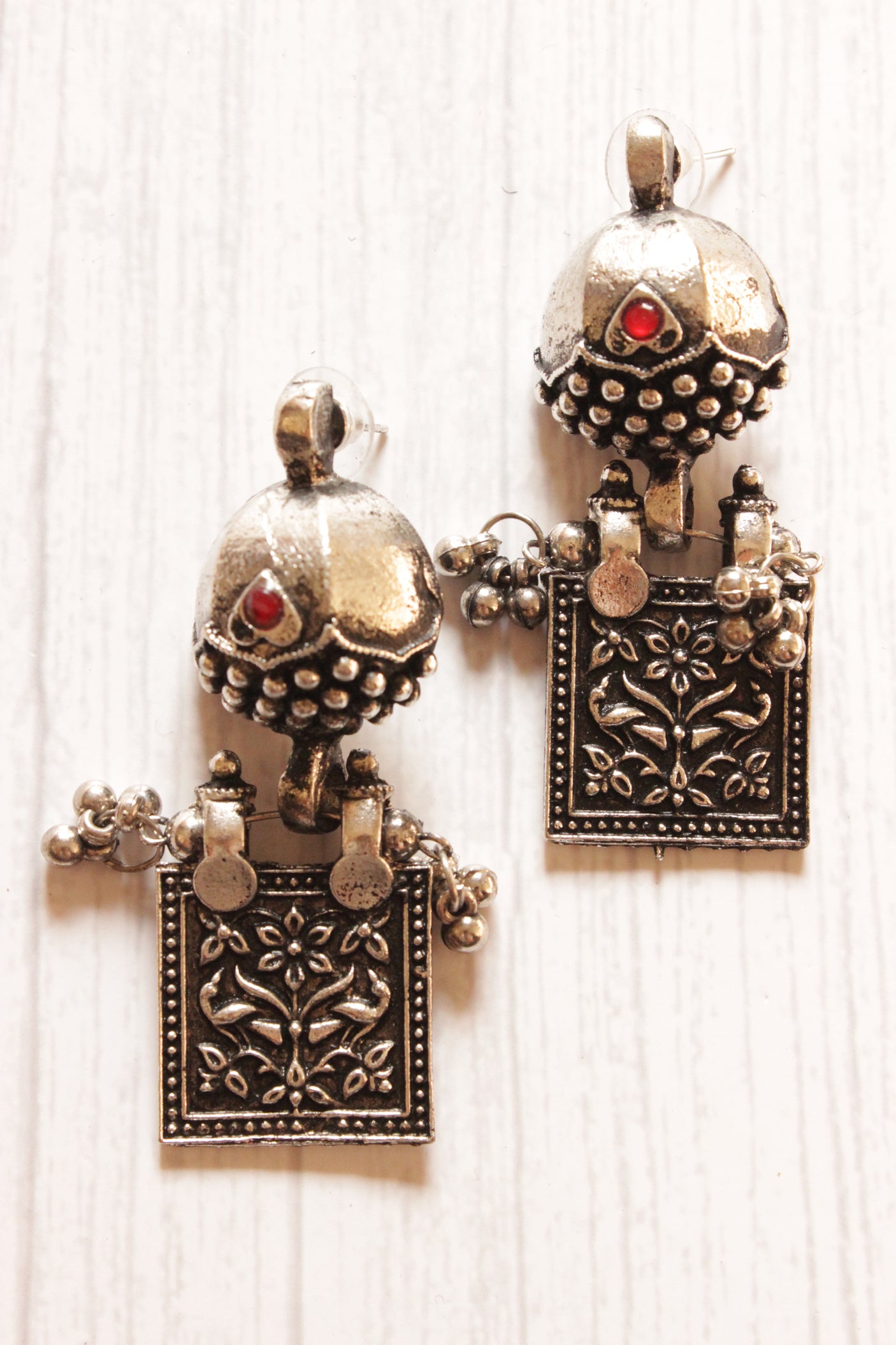 Square and Dome Shaped Metal Embellishments Oxidised Finish Adjustable Length Choker Necklace Set