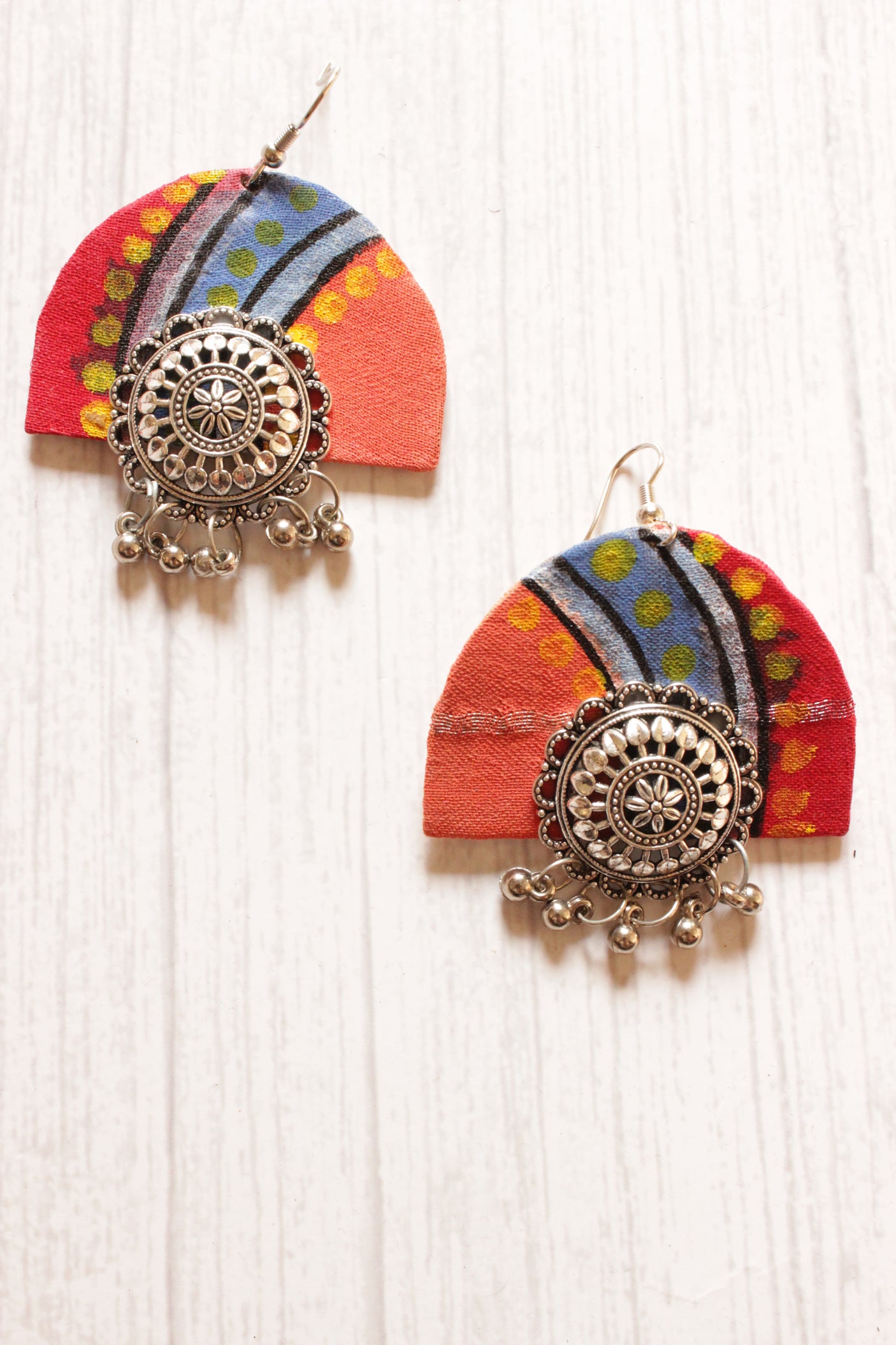 Hand Braided Multi-Color Threads Silver Finish Metal Charms Choker Necklace Set