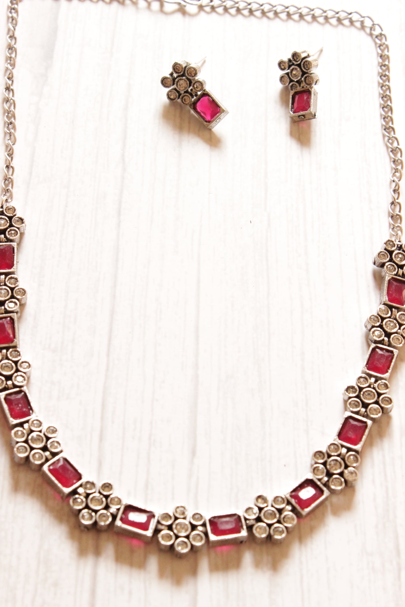 Pink Glass Stones Embedded Petite Silver Finish Necklace Set