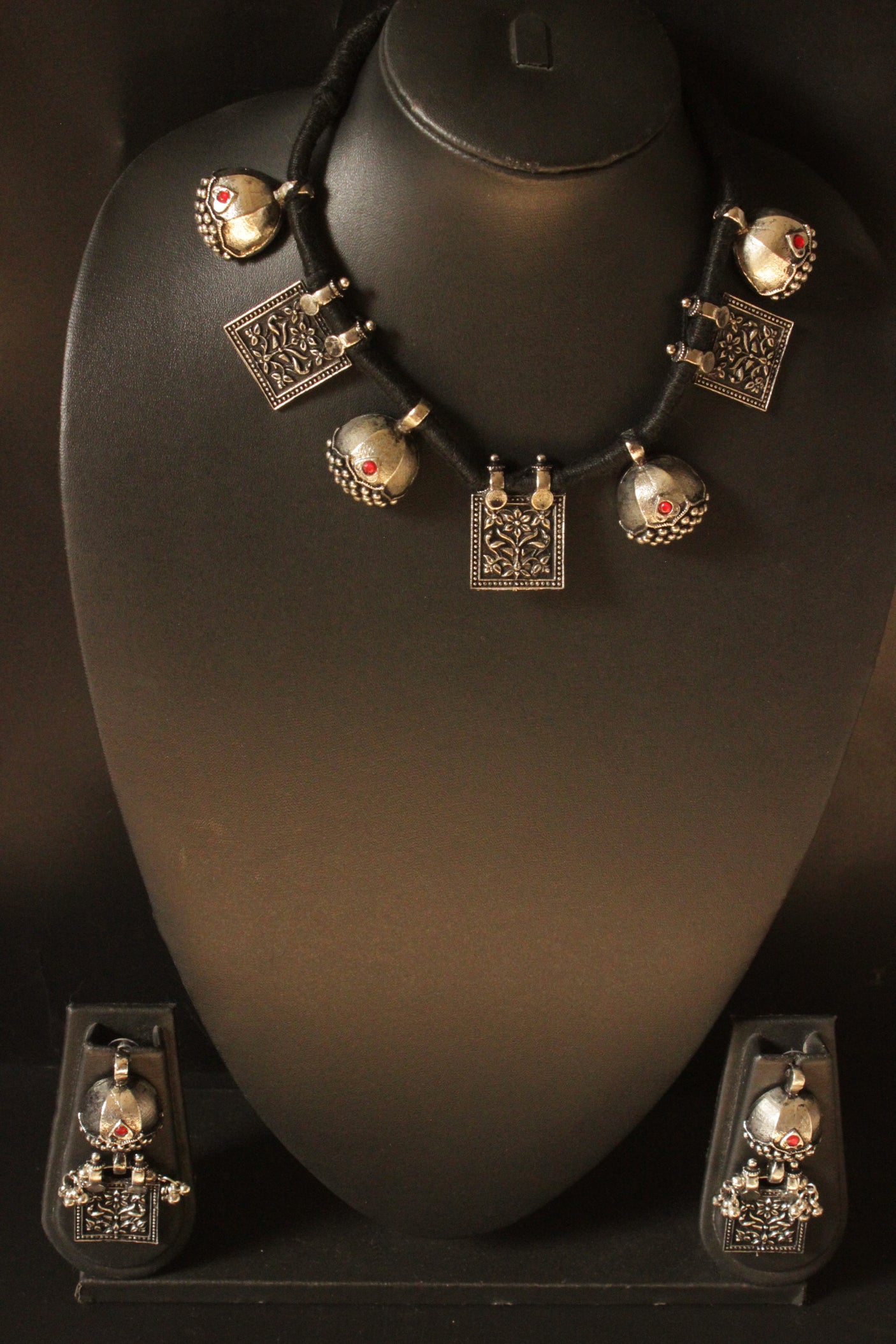 Square and Dome Shaped Metal Embellishments Oxidised Finish Adjustable Length Choker Necklace Set