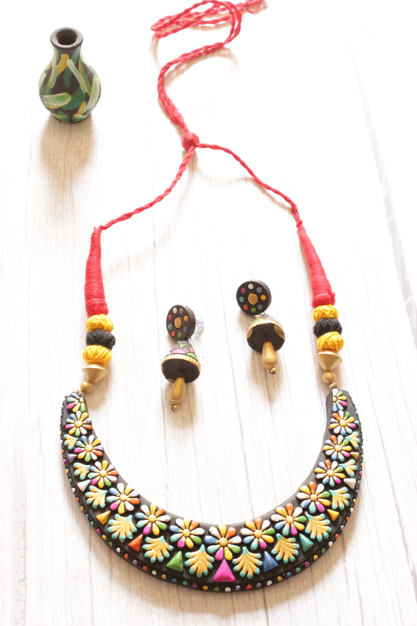 Black and Multi-Color Hand-Painted Flower Motifs Terracotta Clay Adjustable Length Choker Necklace Set