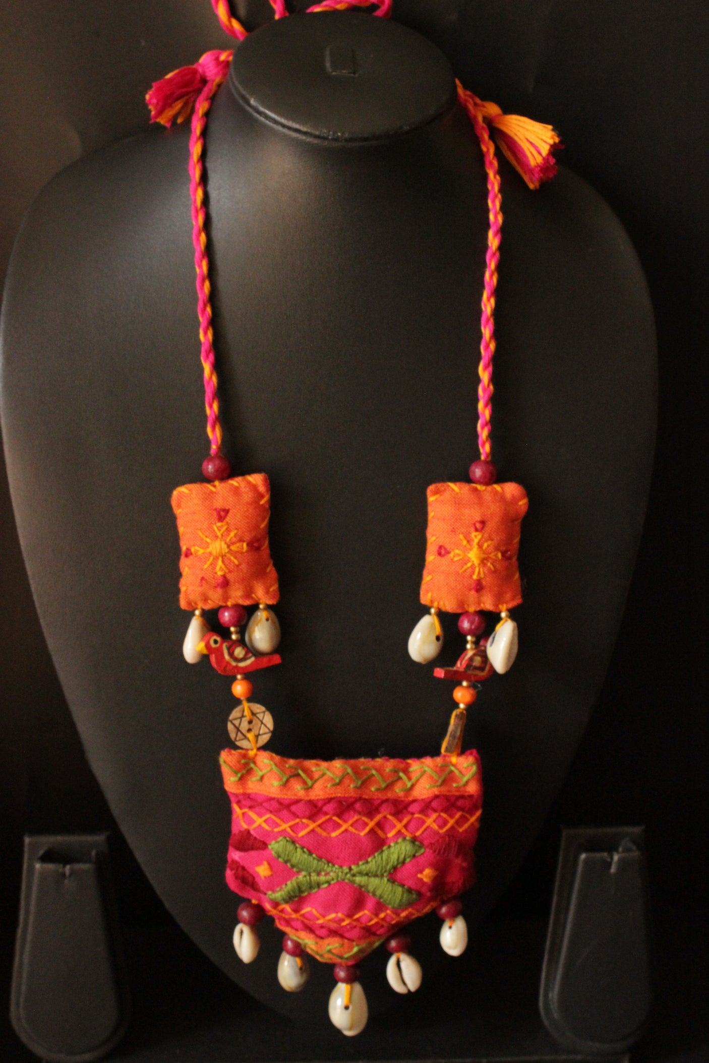 Pink and Orange Vibrant Handcrafted Necklace Accentuated with Shell Work