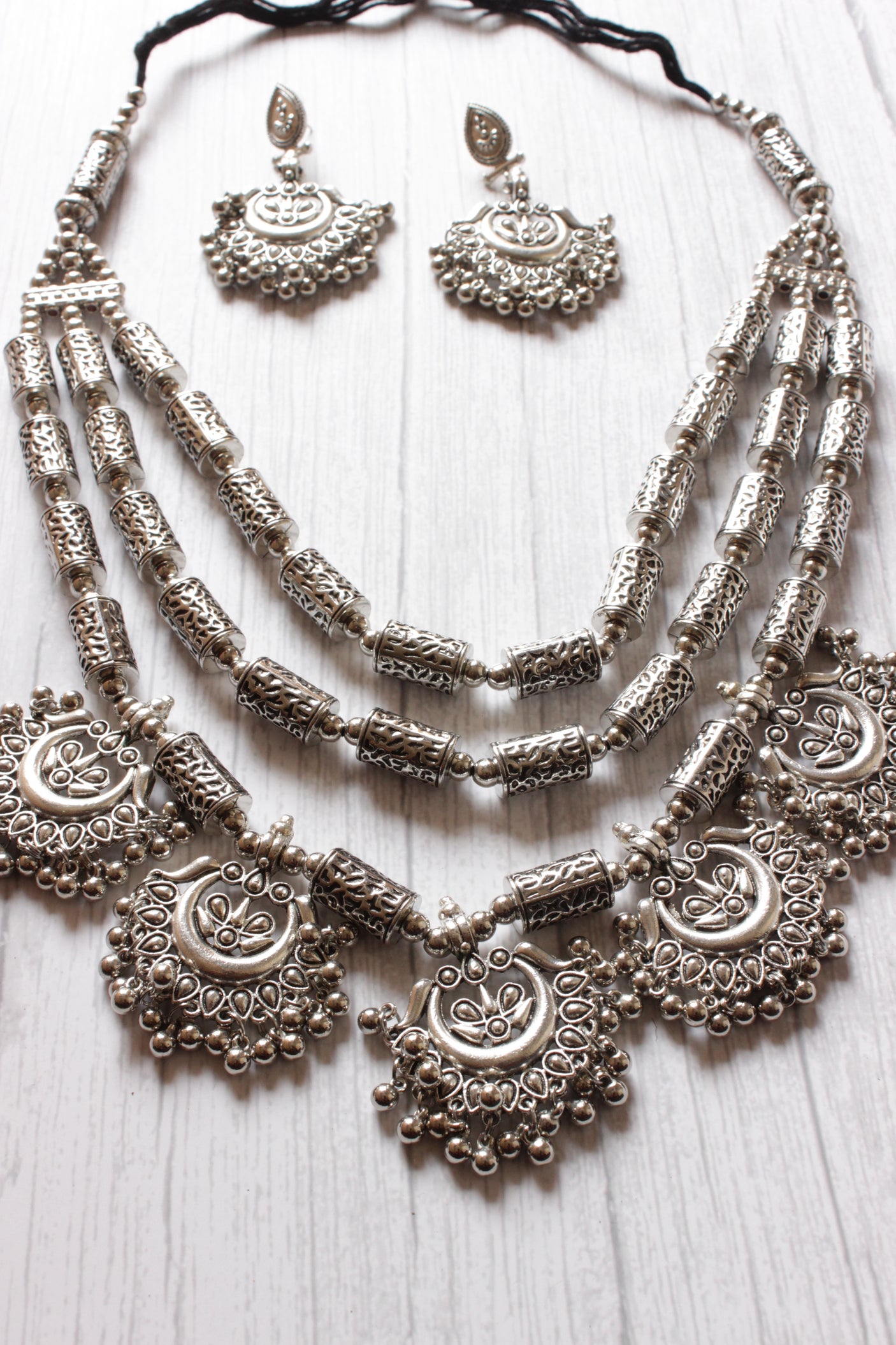 3 Layer Elaborate Silver Finish Metal Necklace Set with Dangler Earrings