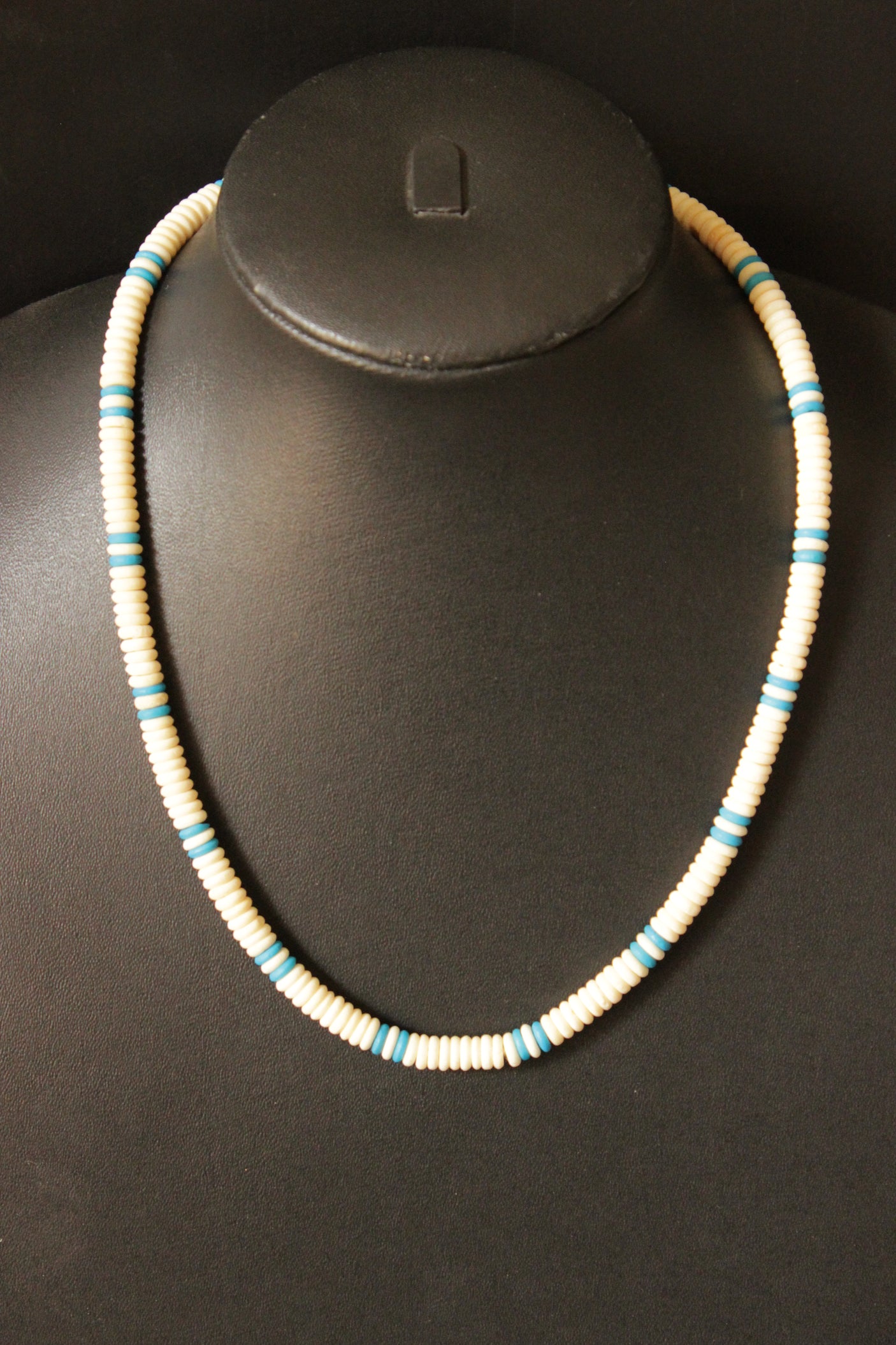 Elegant Ivory and Turquoise Hand Beaded Short Necklace