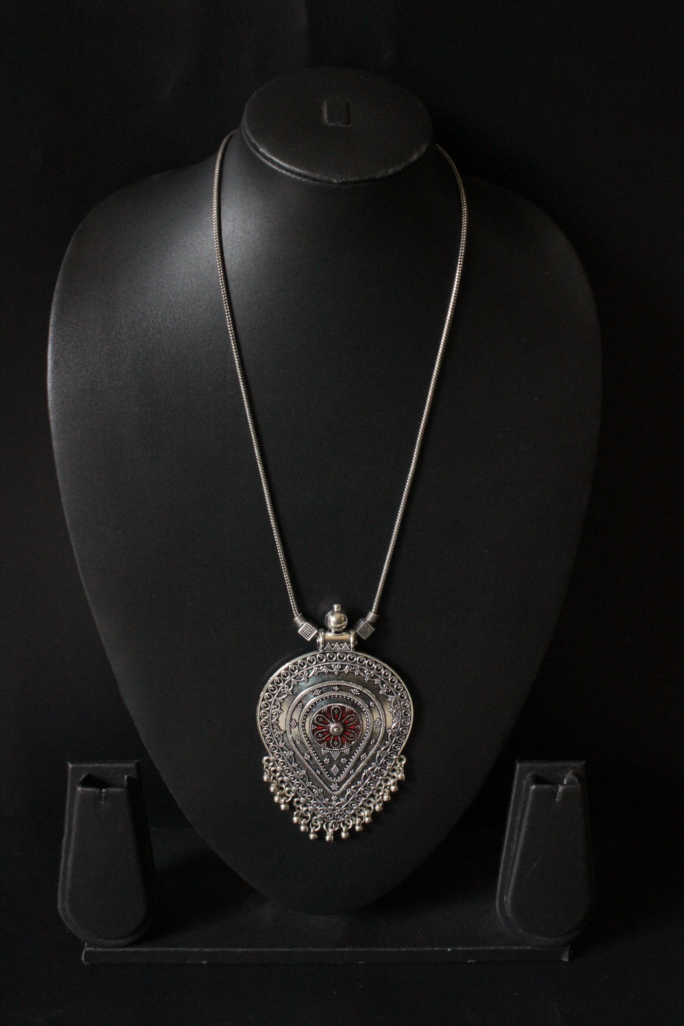 Tear Drop Shape Statement Pendant Silver Finish Necklace