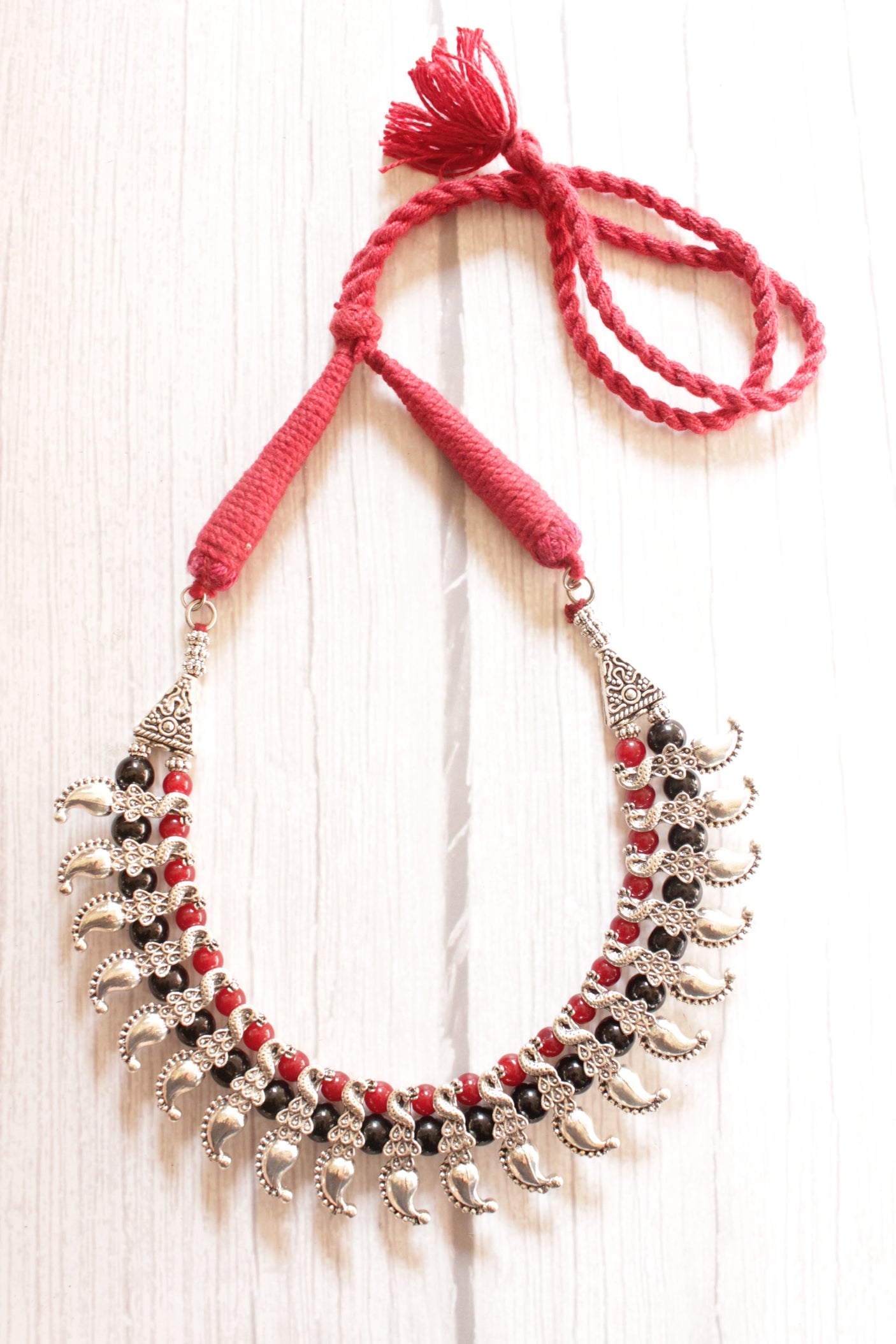 Black and Red Hand Beaded Silver Finish Choker Necklace with Adjustable Thread Closure