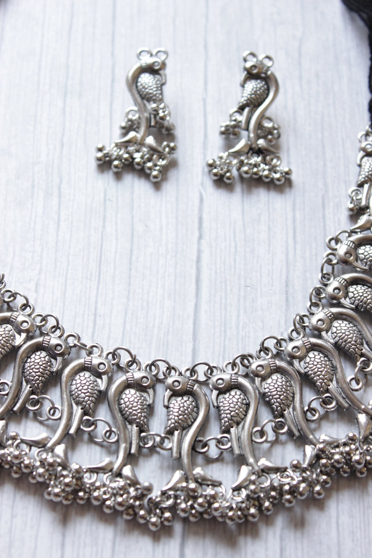 Peacock Motifs Intricately Detailed Adjustable Thread Closure Necklace set