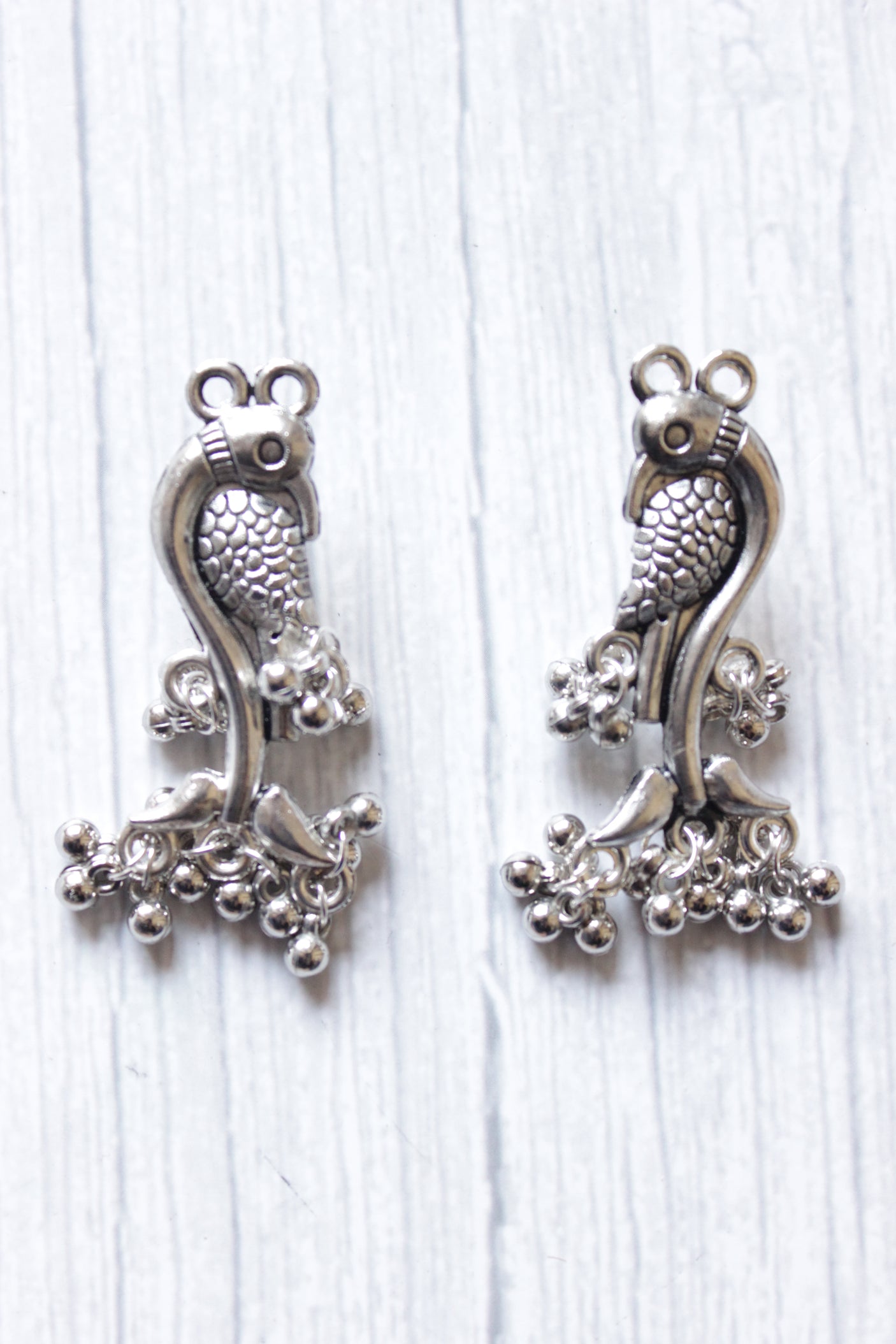 Peacock Motifs Intricately Detailed Adjustable Thread Closure Necklace set