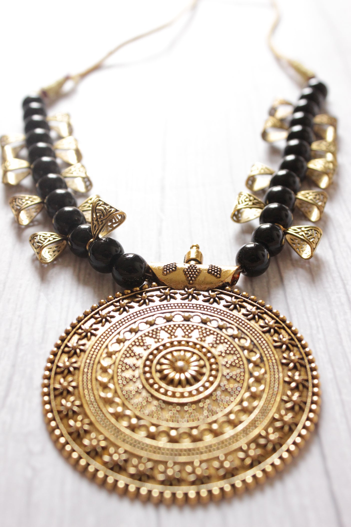 Black Copper Plated Pearl Necklace Set