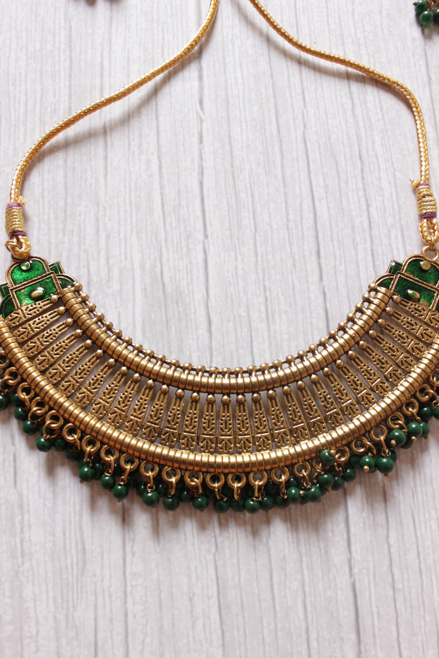 Green Stones Detailing Gold Finish Choker Necklace Set